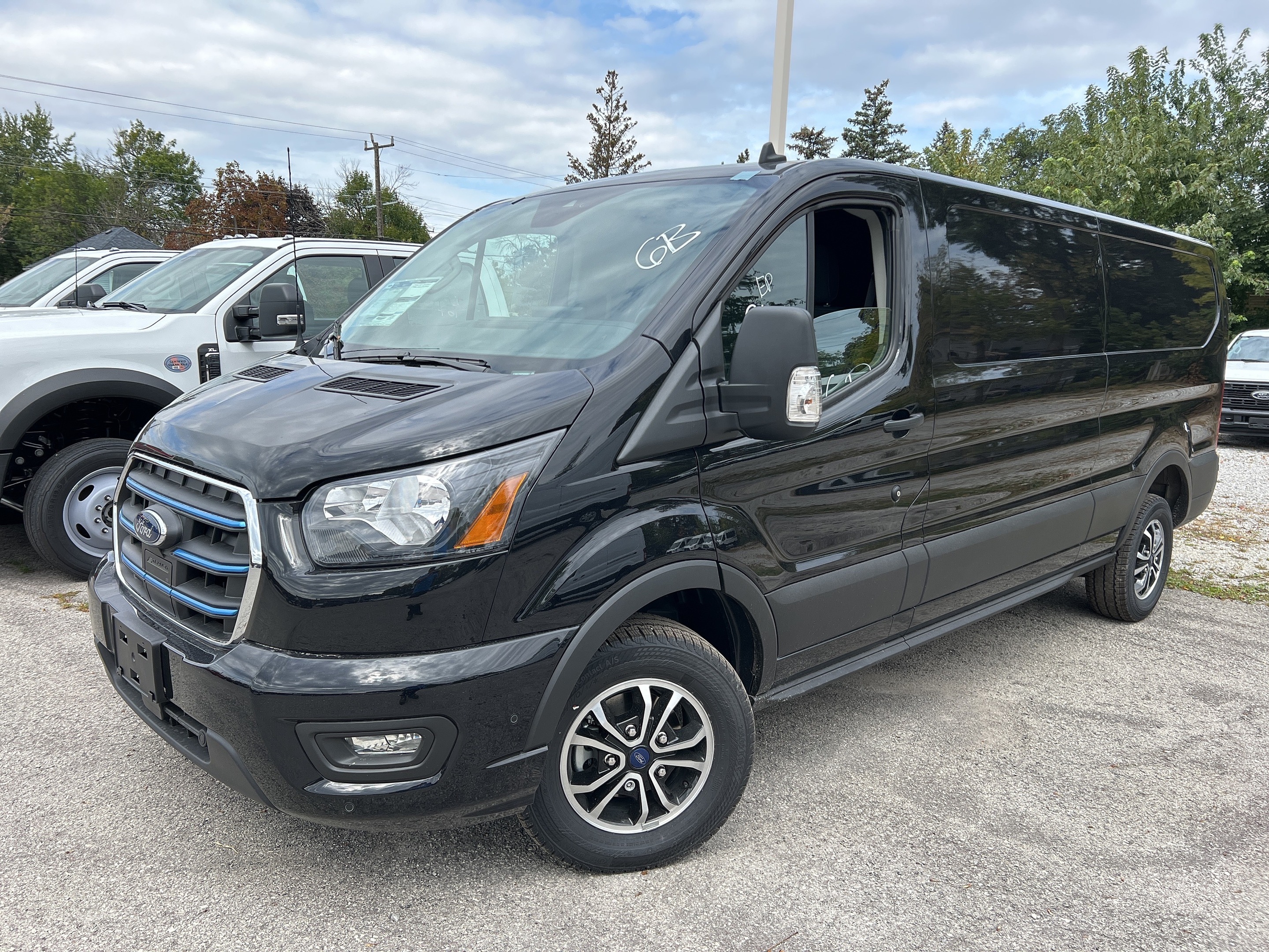 2023 Ford E-Transit Cargo Van Base 