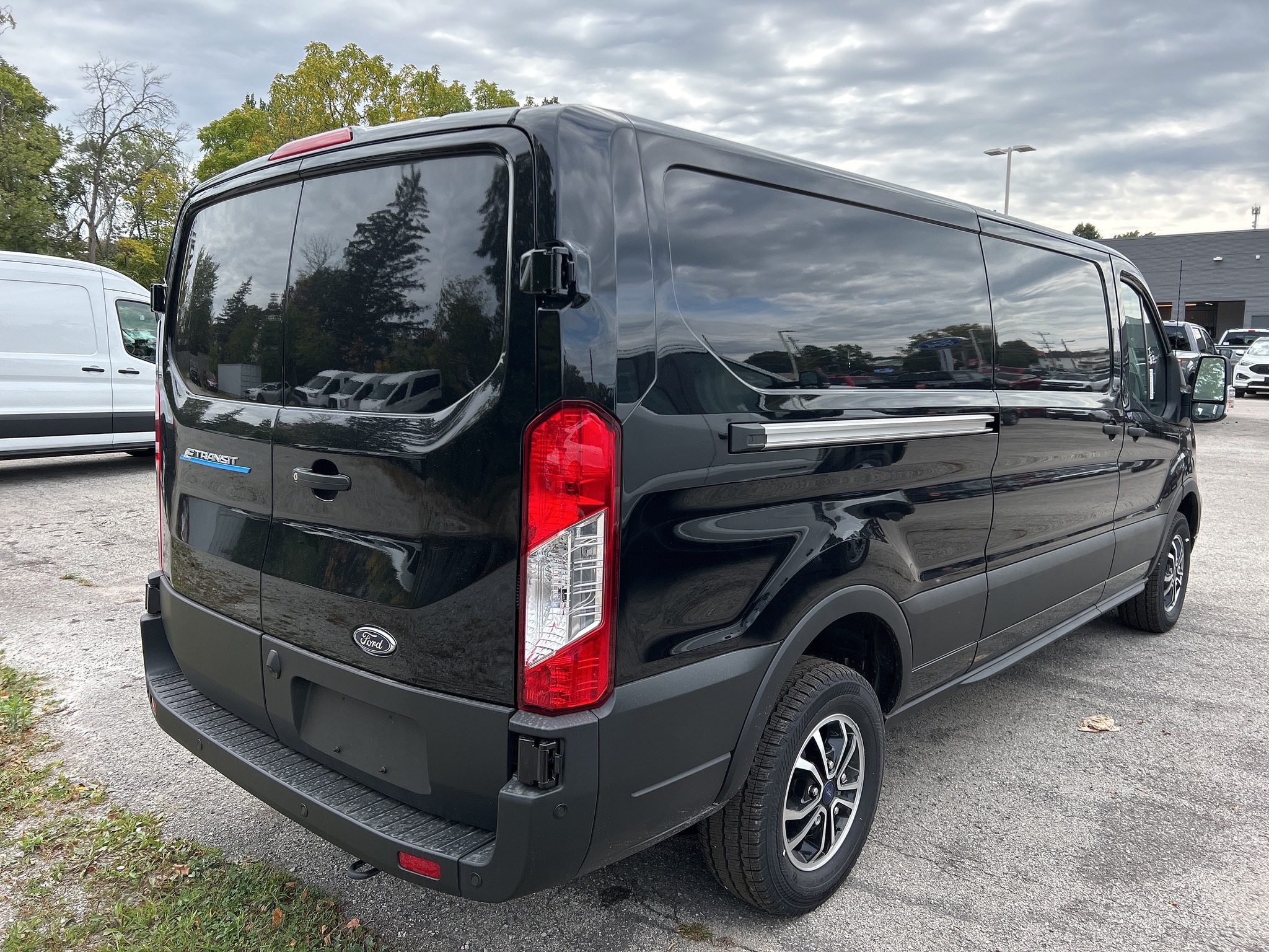 2023 Ford E-Transit Cargo Van