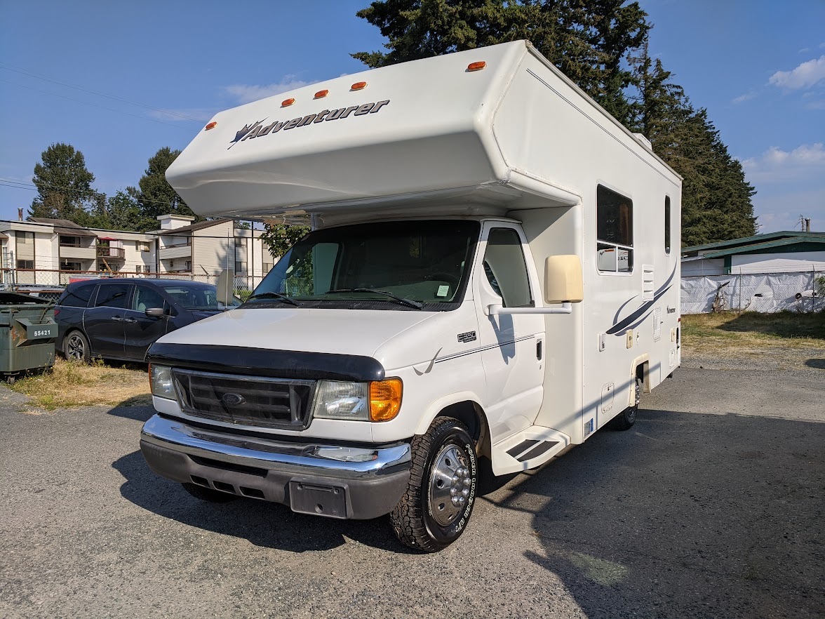 2005 Adventurer FORD E350 CLASS C! NEW TIRES! 23 FEET! NO ACCIDENTS!