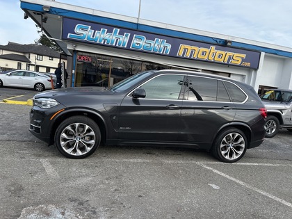 Gray 2017 BMW X5 SUV / Crossover All-Wheel Drive 8-Speed Automatic