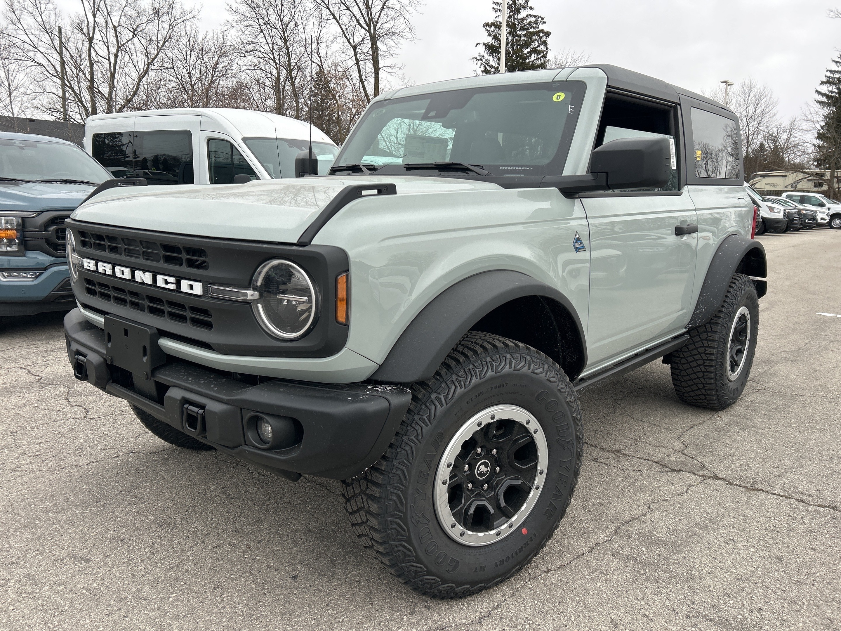 2024 Ford Bronco Black Diamond  - Aluminum Wheels