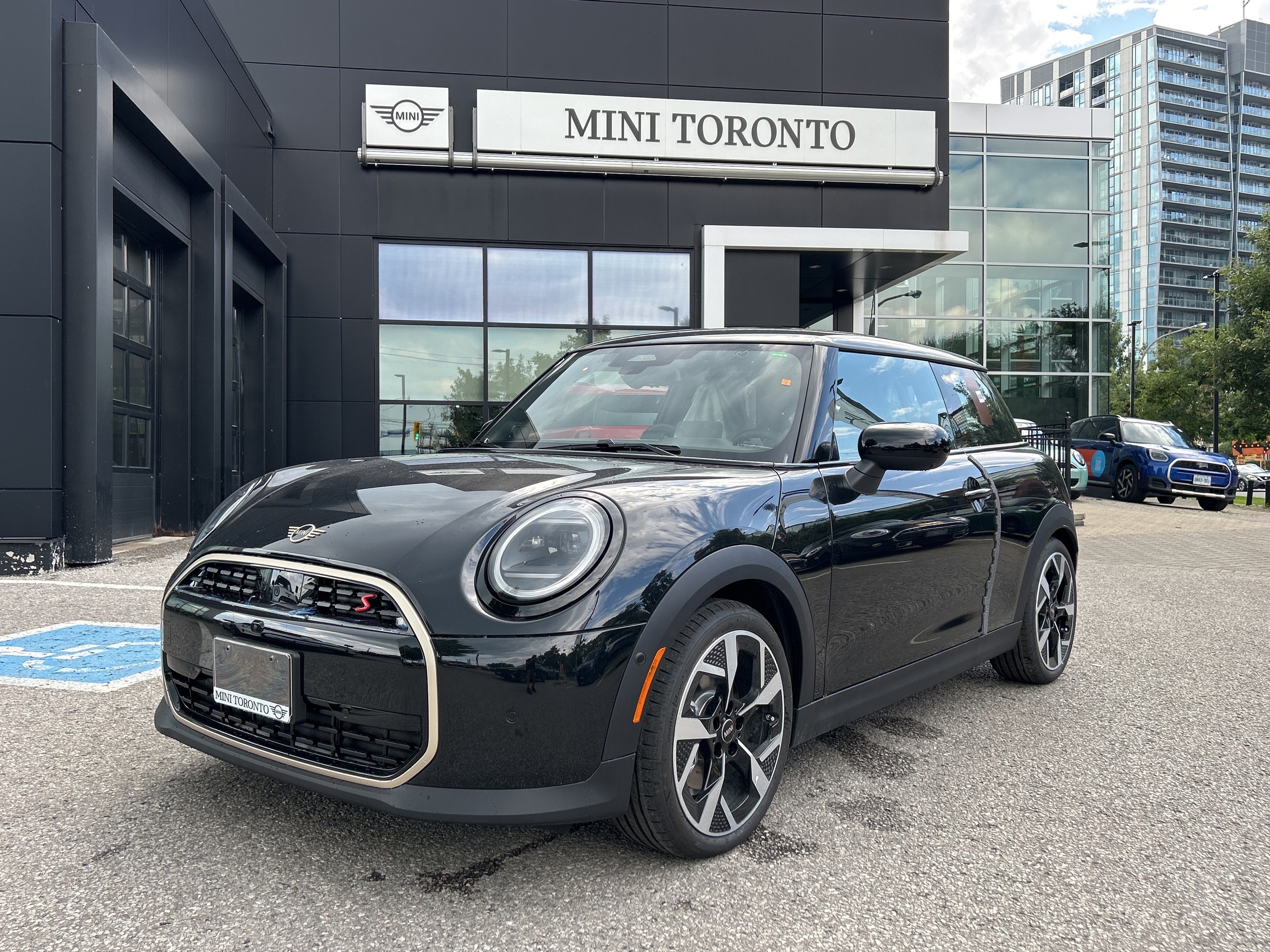 2025 MINI 3 Door Cooper S