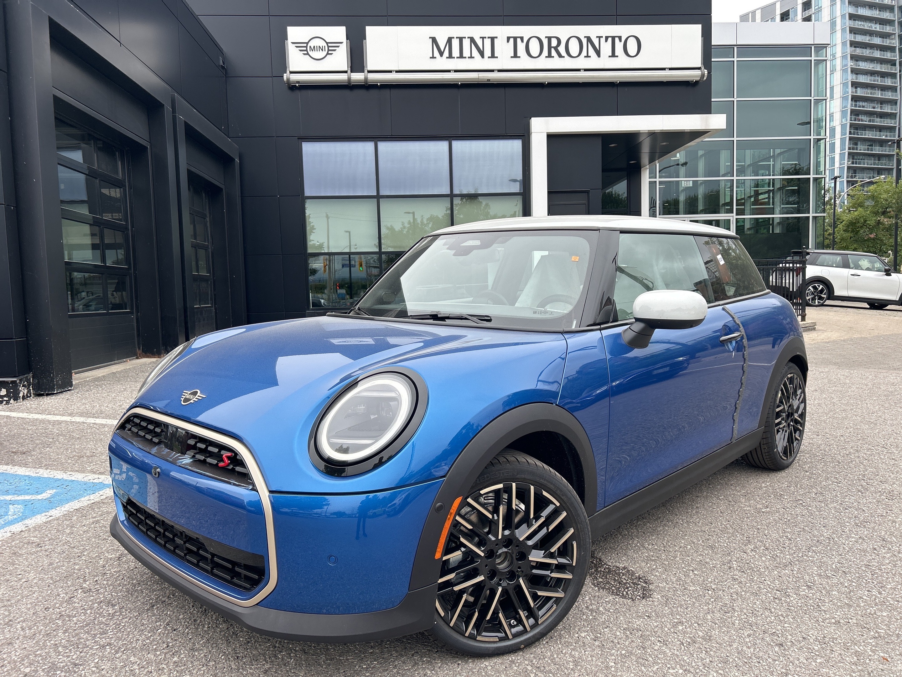 2025 MINI 3 Door Cooper S