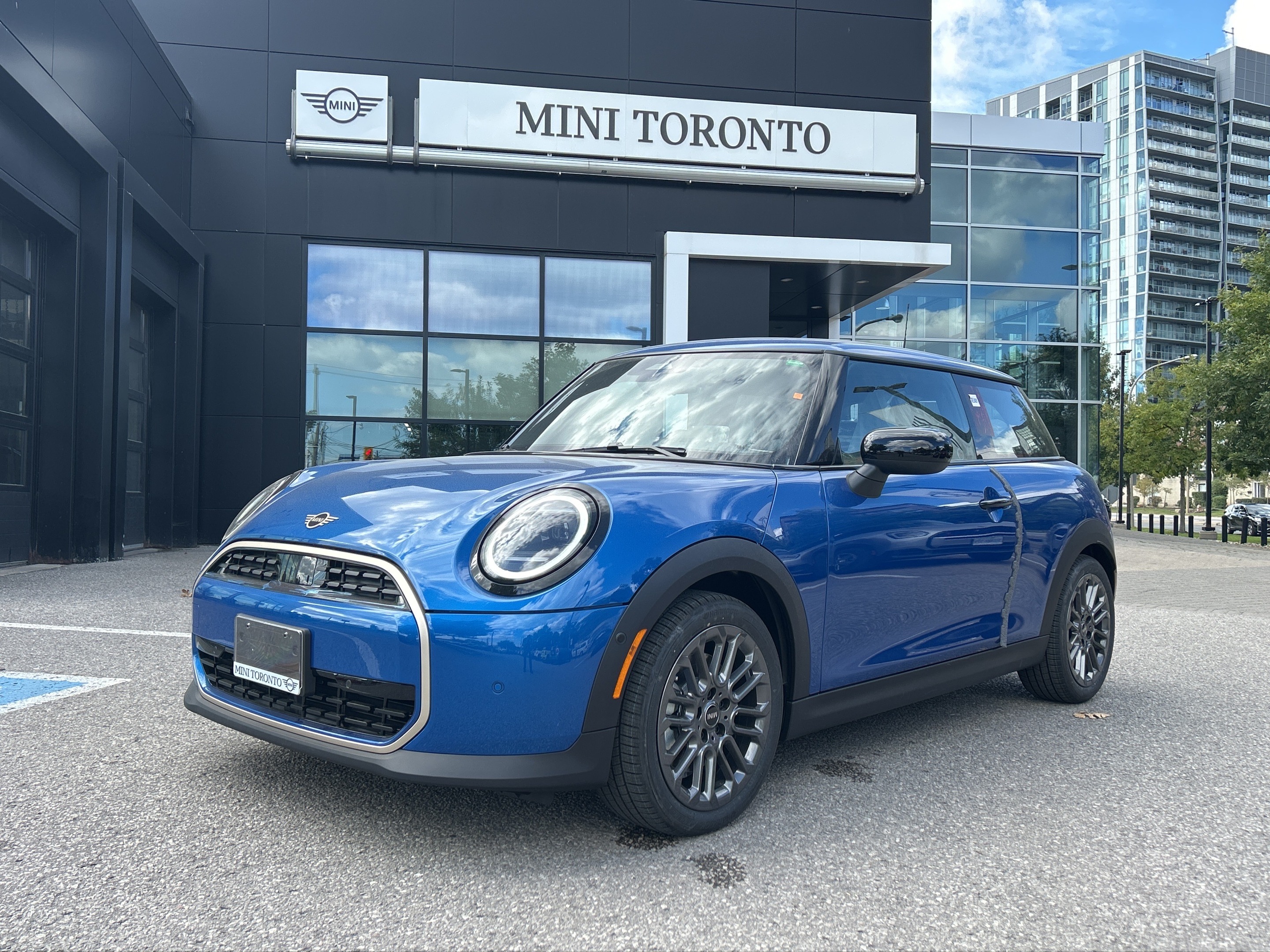 2025 MINI 3 Door Cooper C