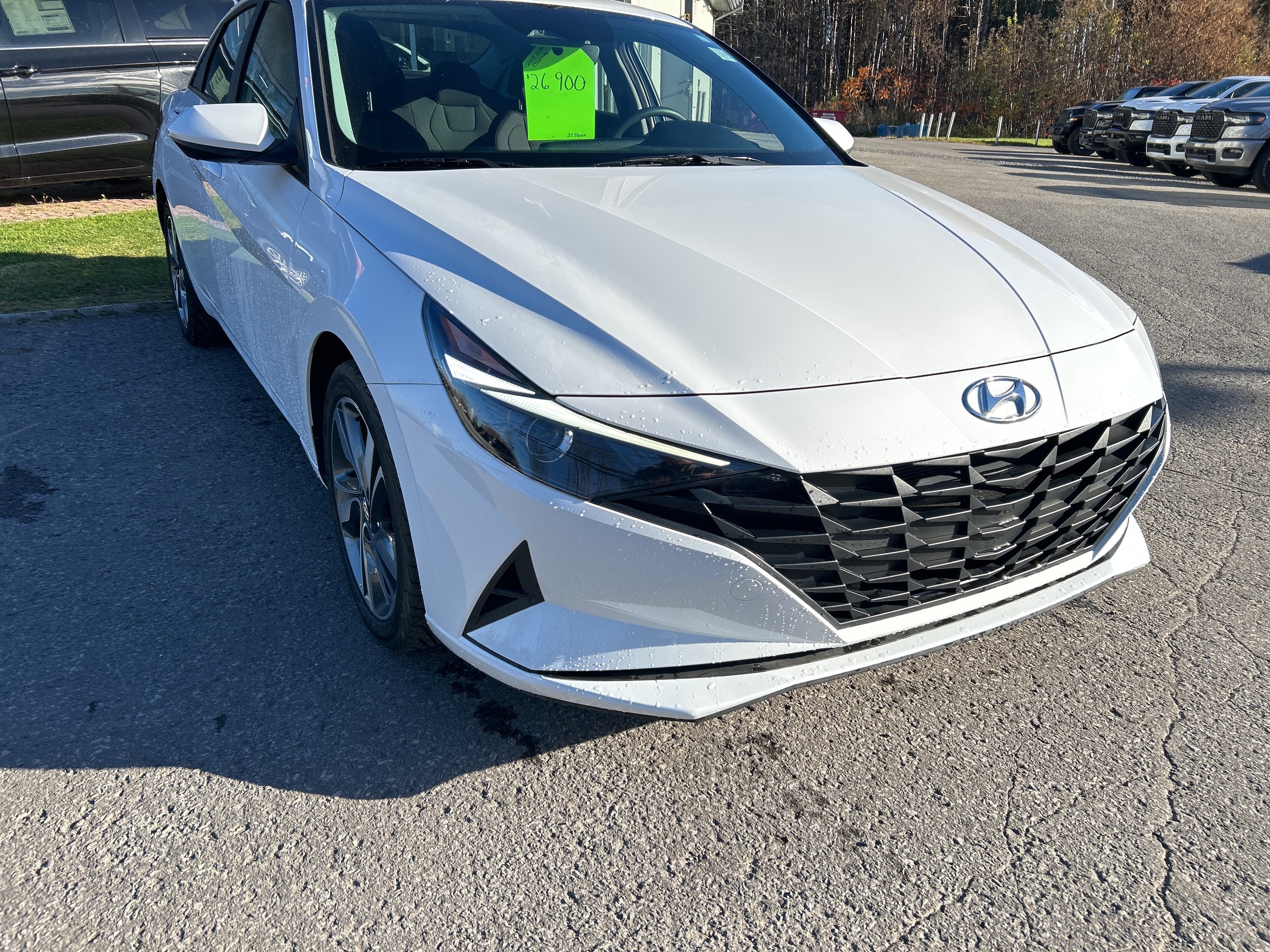 2023 Hyundai Elantra Essential