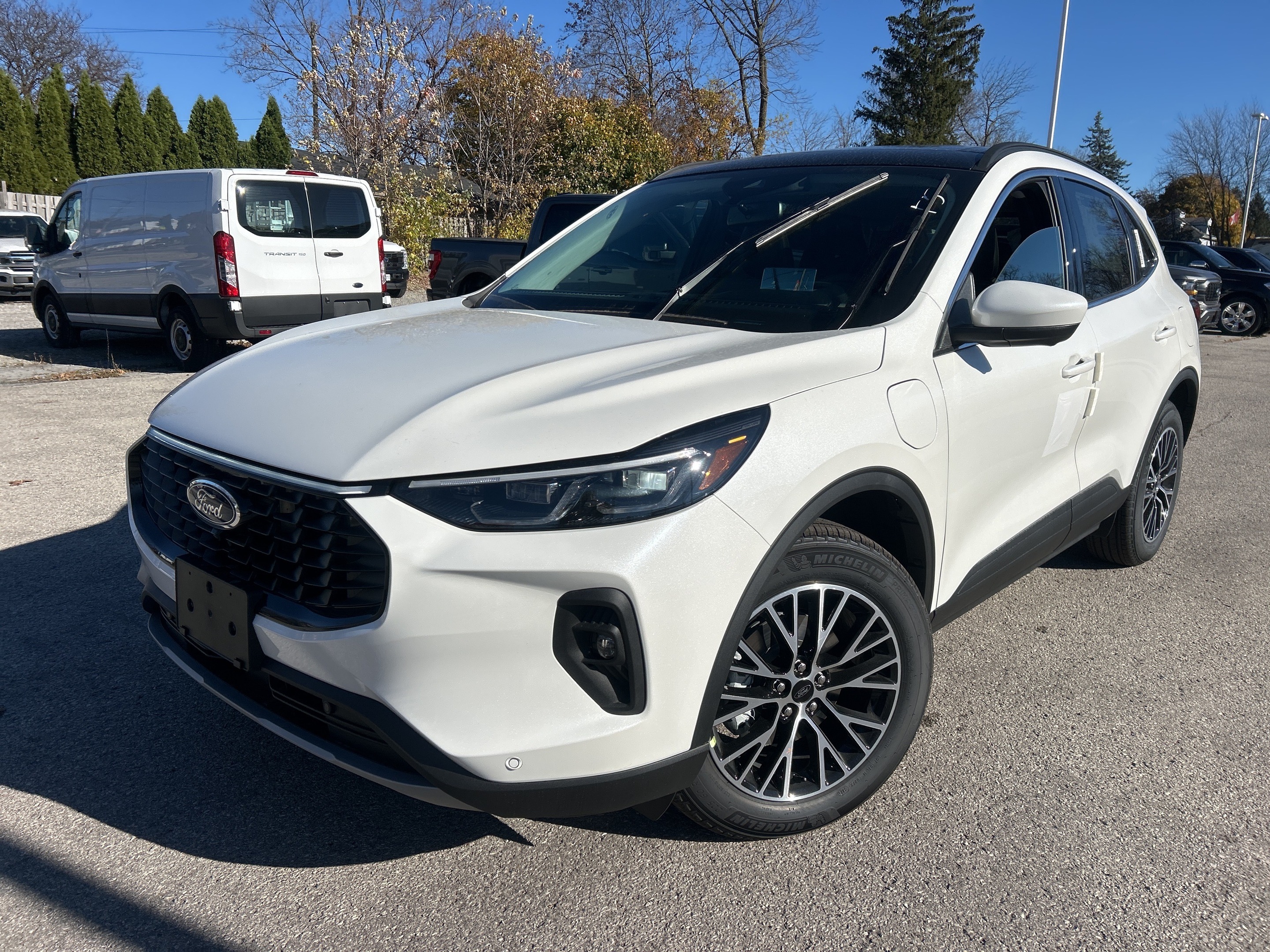 2025 Ford Escape PHEV  - Sunroof