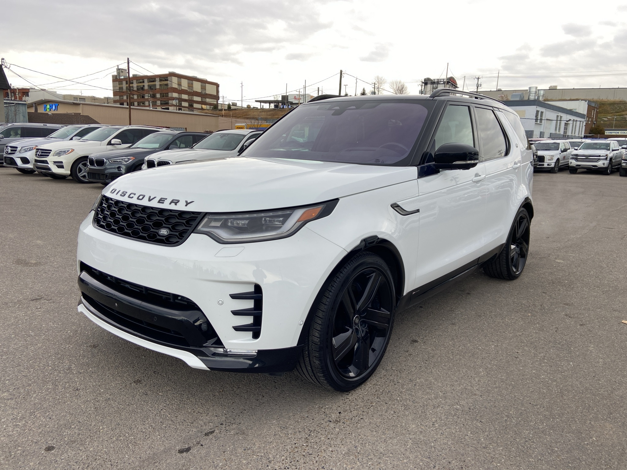 2021 Land Rover Discovery P360 R-Dynamic HSE 7 PASS