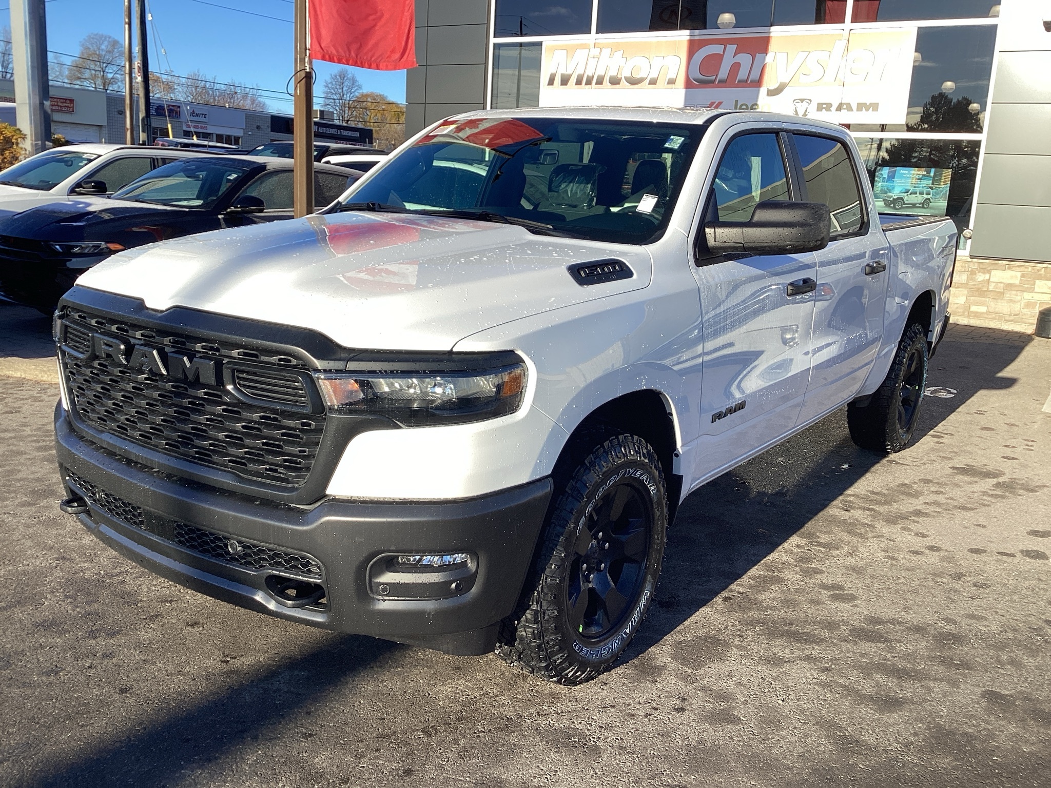 2025 Ram 1500 WARLOCK CREW 4X4