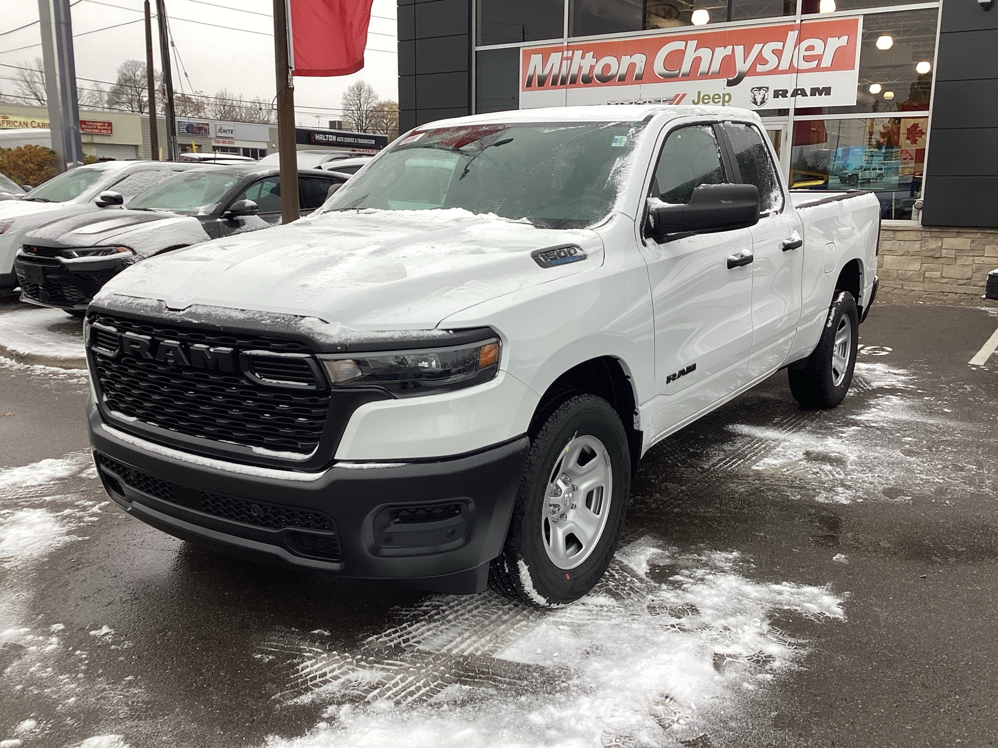 2025 Ram 1500 TRADESMAN QUAD CAB 4X4