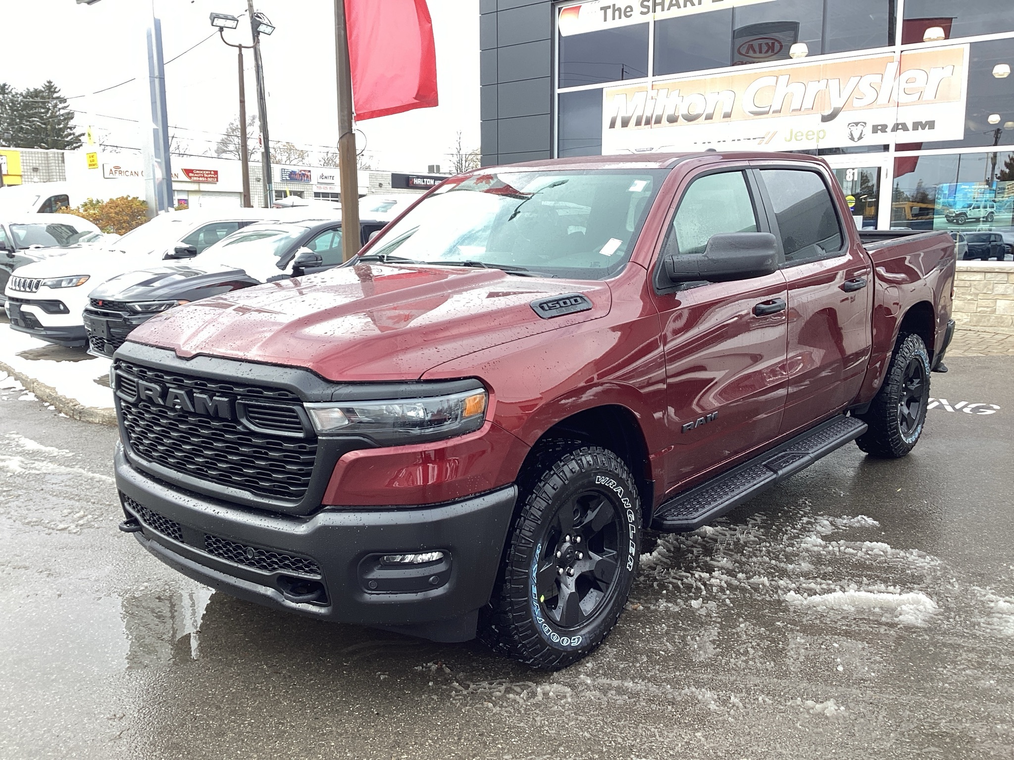 2025 Ram 1500 WARLOCK CREW 4X4, SPRAY LINER, 400 WATT INVERTER