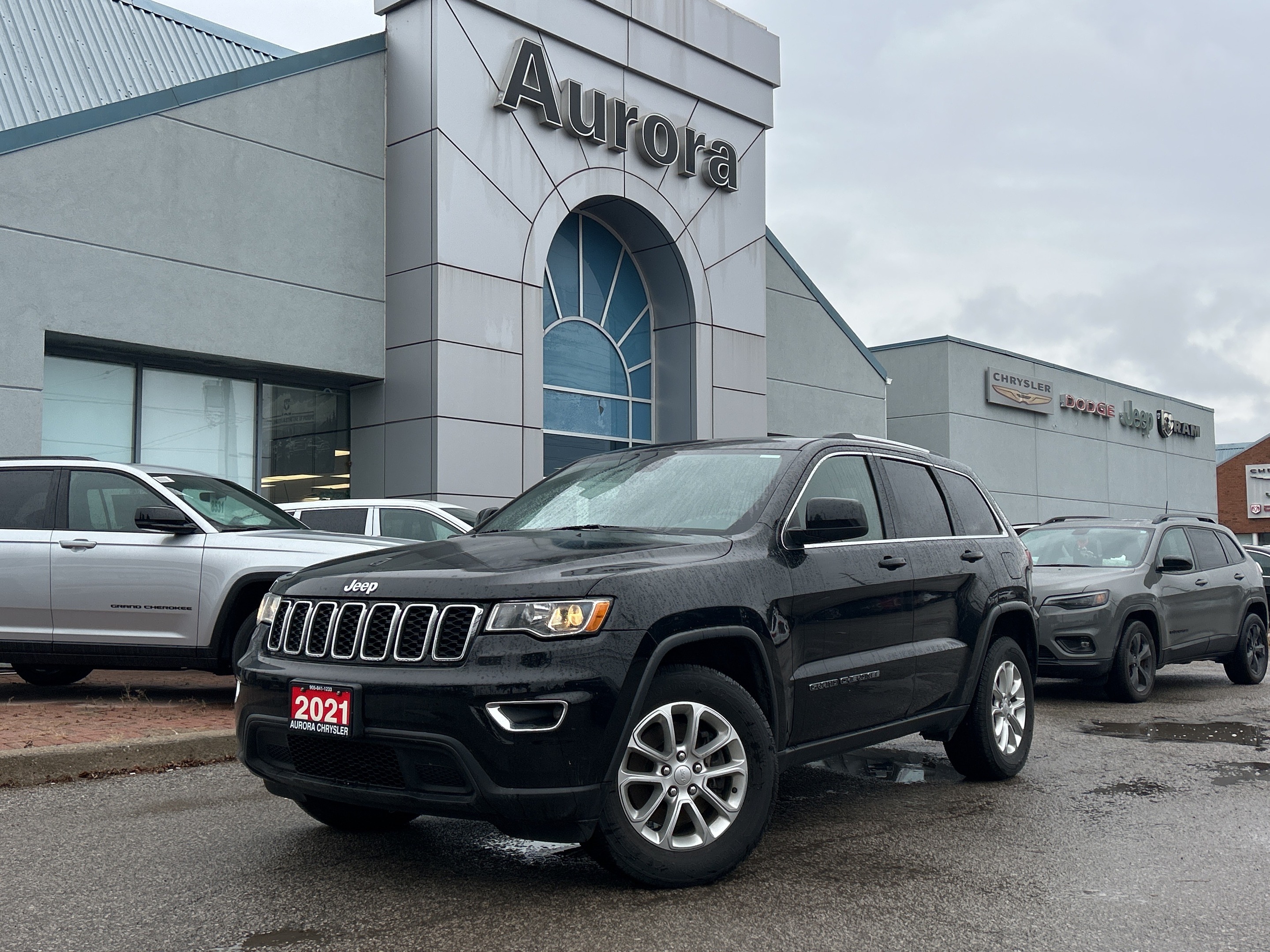 2021 Jeep Grand Cherokee Laredo 4x4--NAV--REAR CAM--H/SEATS + WHEEL+++
