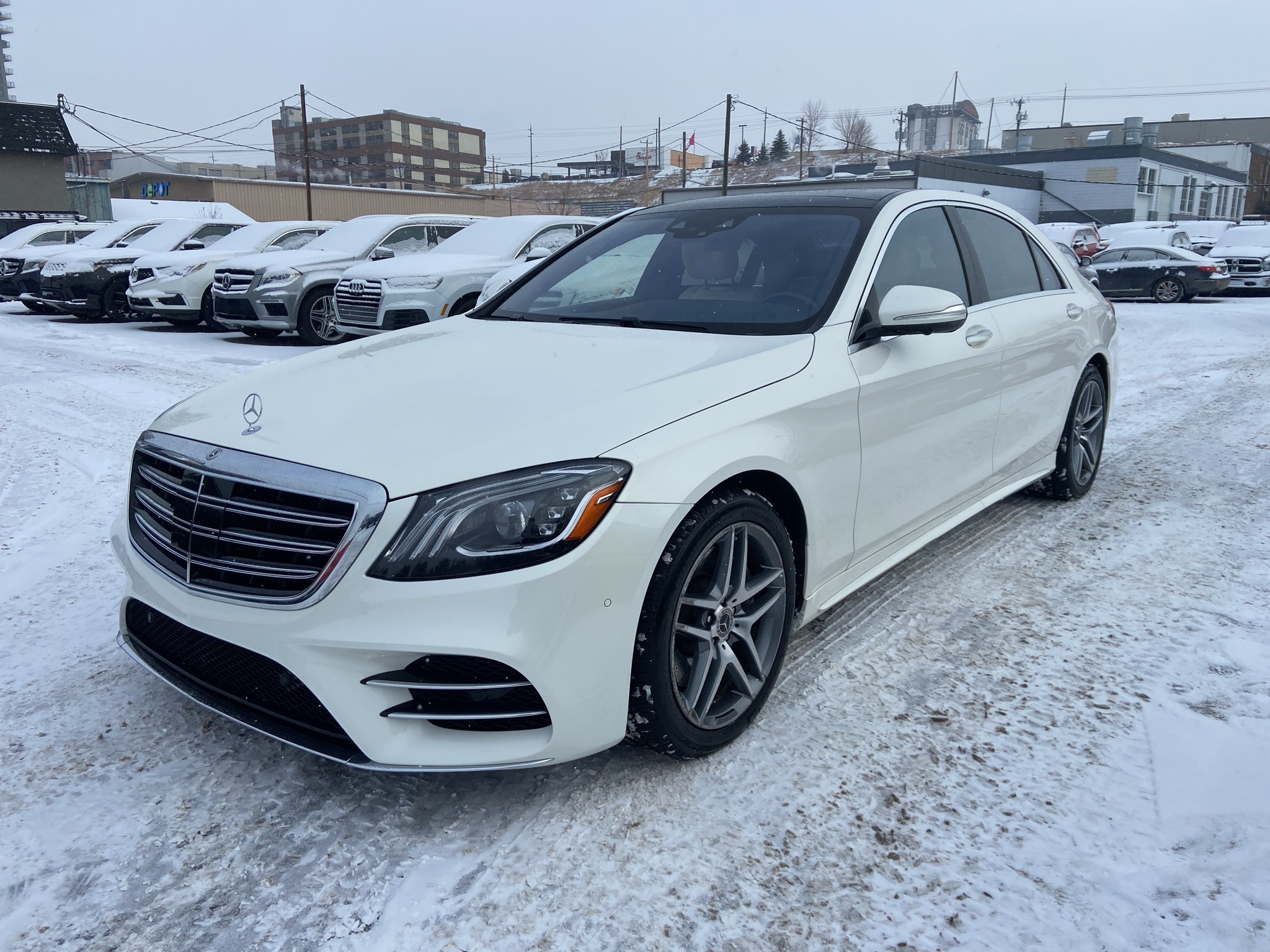 2018 Mercedes-Benz S-Class S 560 4MATIC LWB Sedan