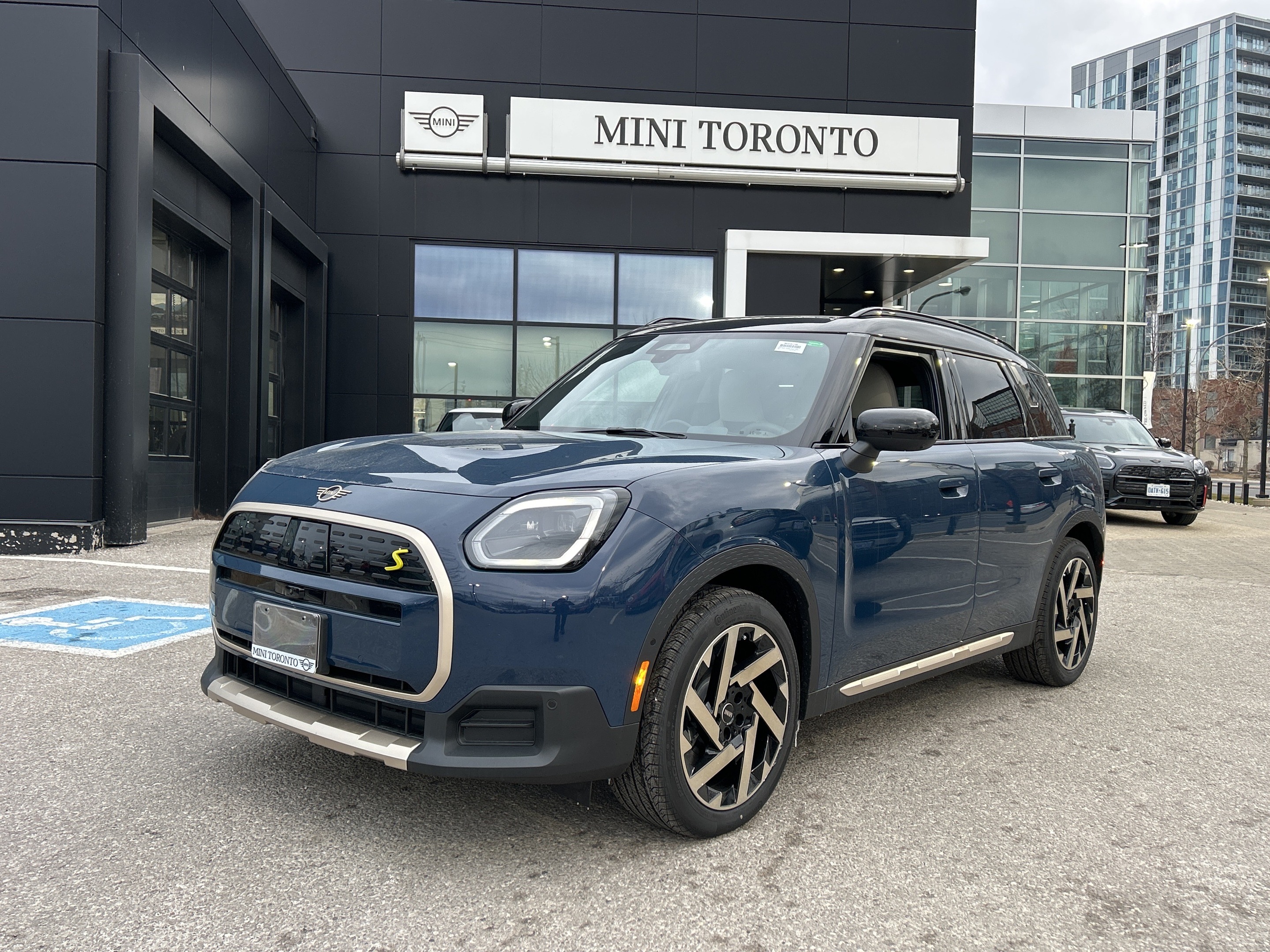 2025 MINI Countryman SE