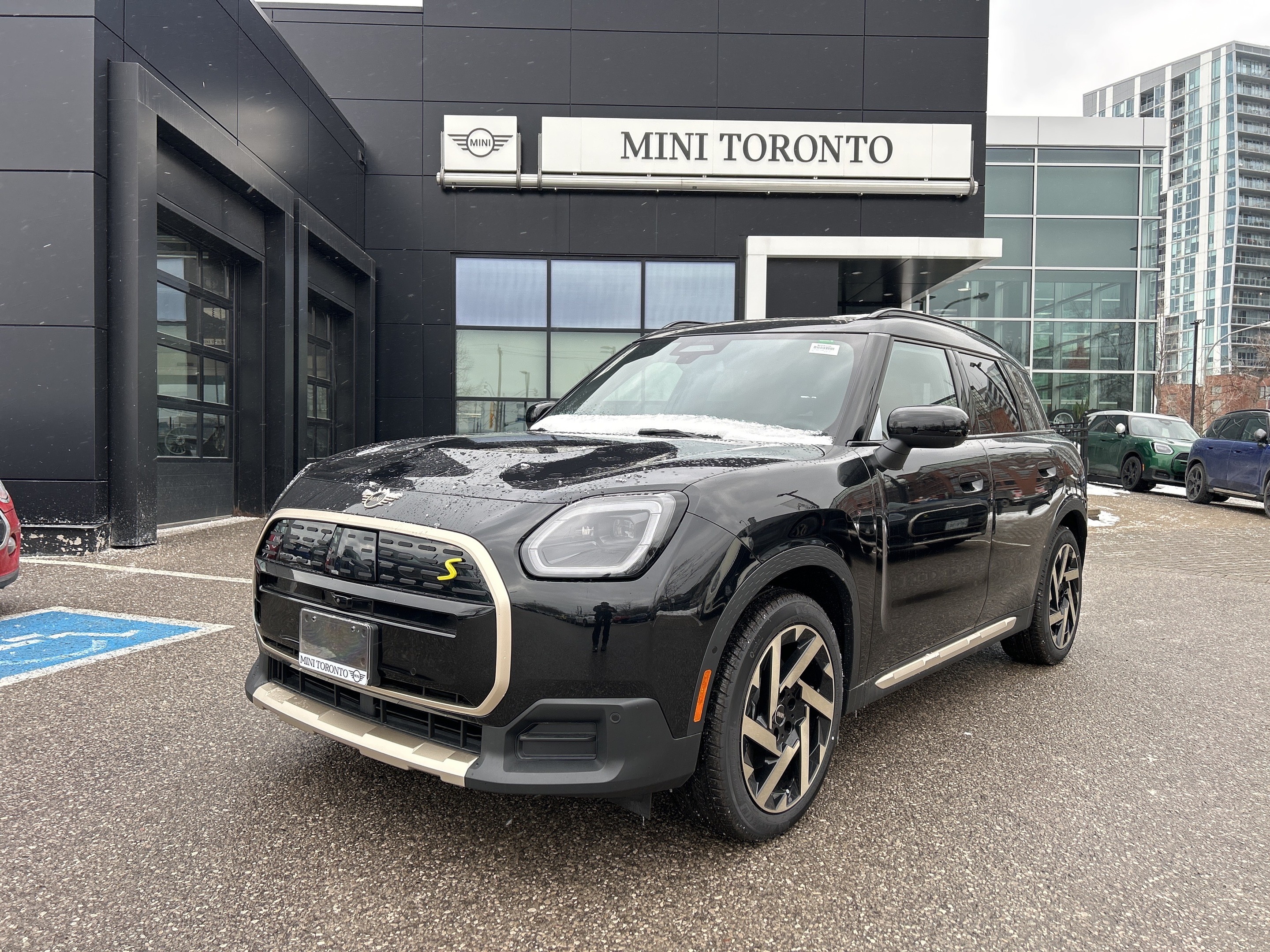 2025 MINI Countryman SE
