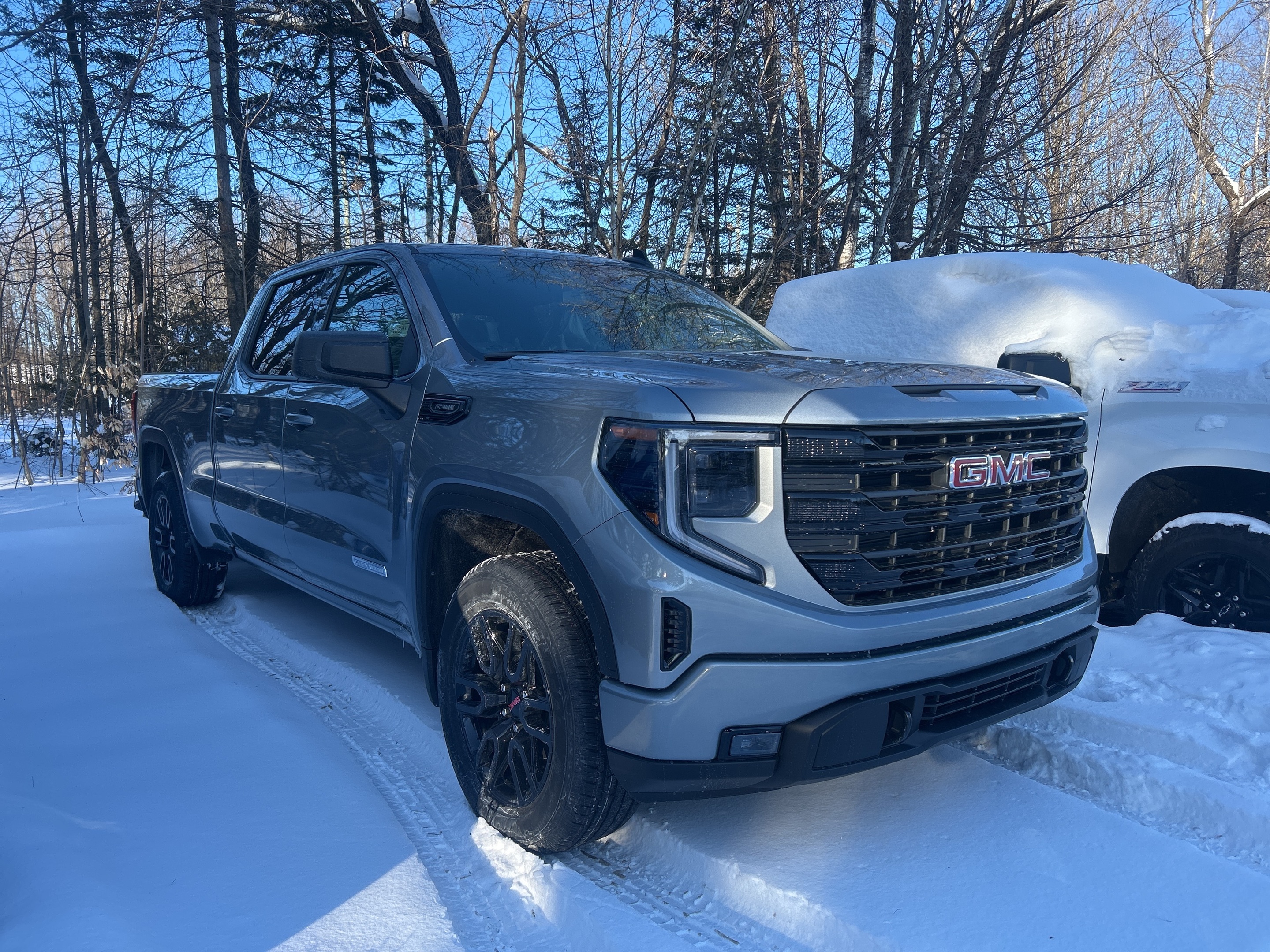 2025 GMC Sierra 1500 ELEVATION