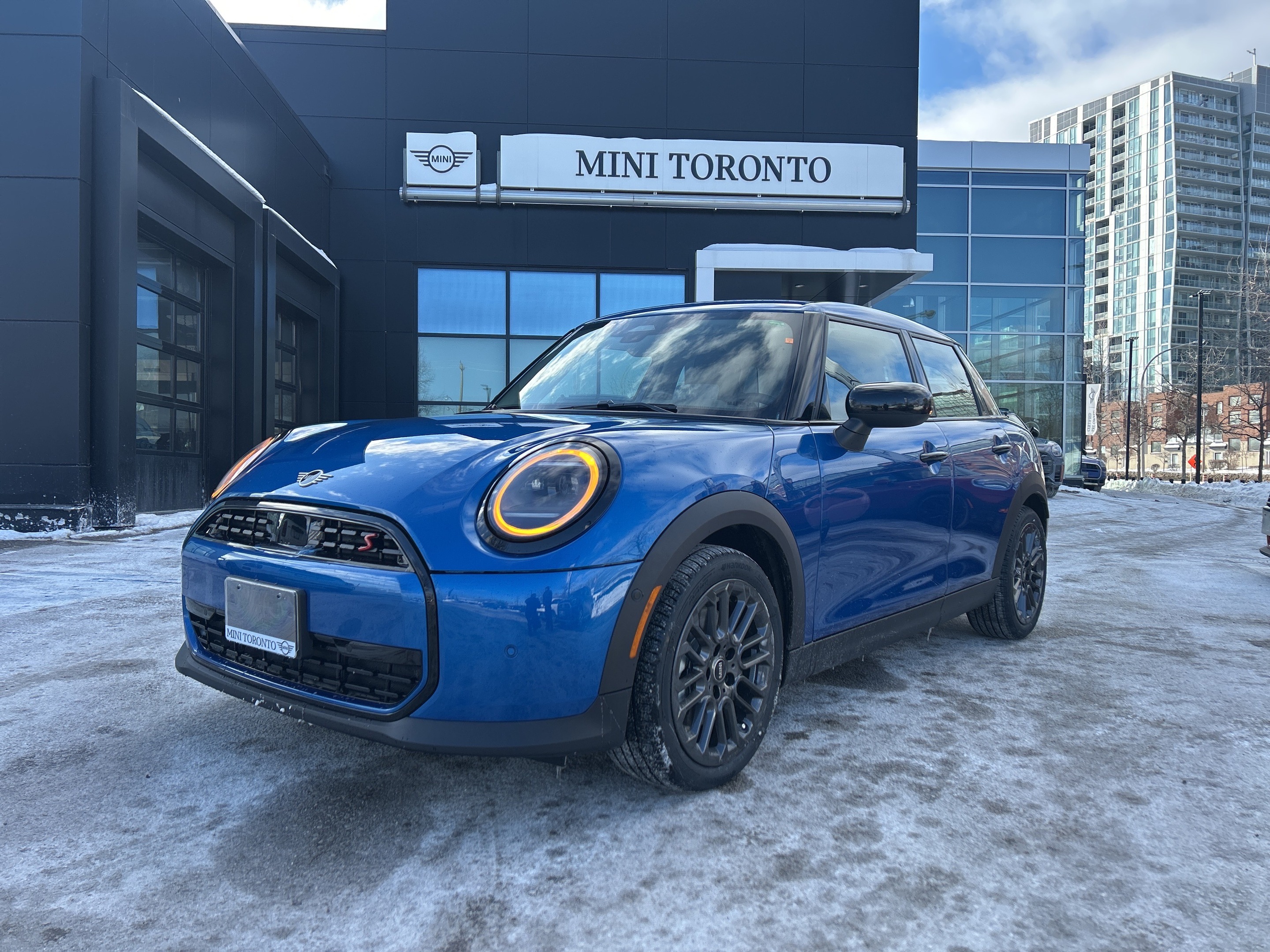2025 MINI 5 Door Cooper S