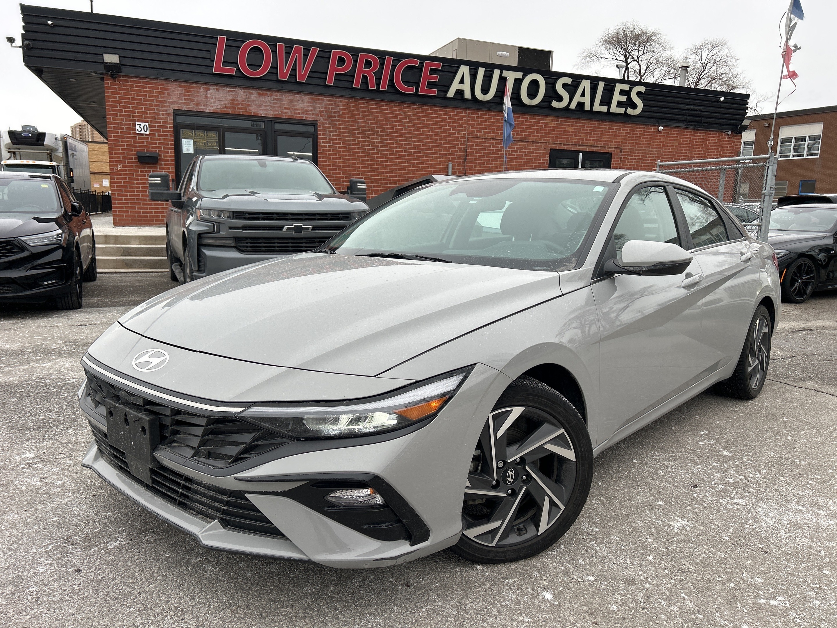 2024 Hyundai Elantra Hybrid Luxury DCT*Hybrid*Leather*Sunroof*Navi*Warranty!
