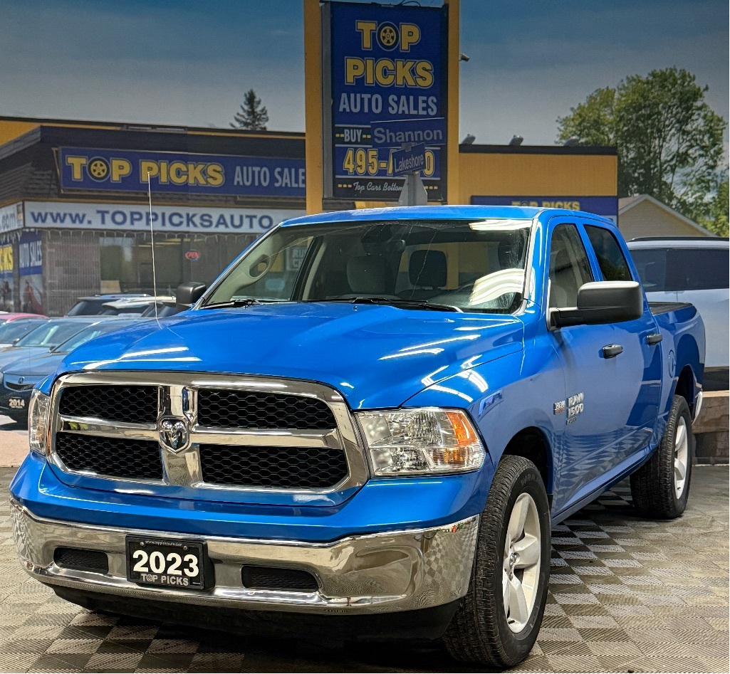 2023 Ram 1500 Classic SLT, 20's, Hemi V8, Accident Free, Low Kms!