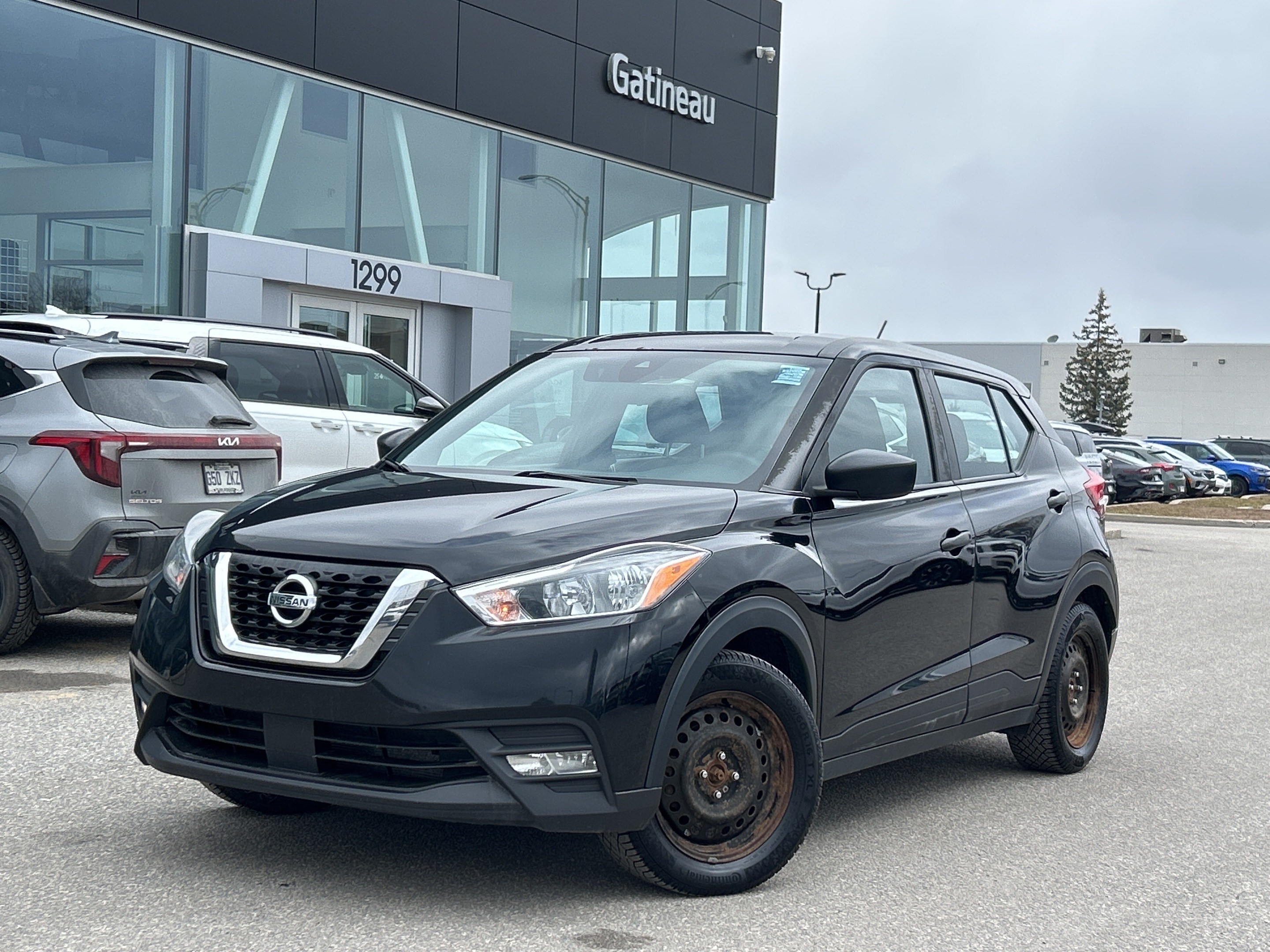 2020 Nissan Kicks S FWD