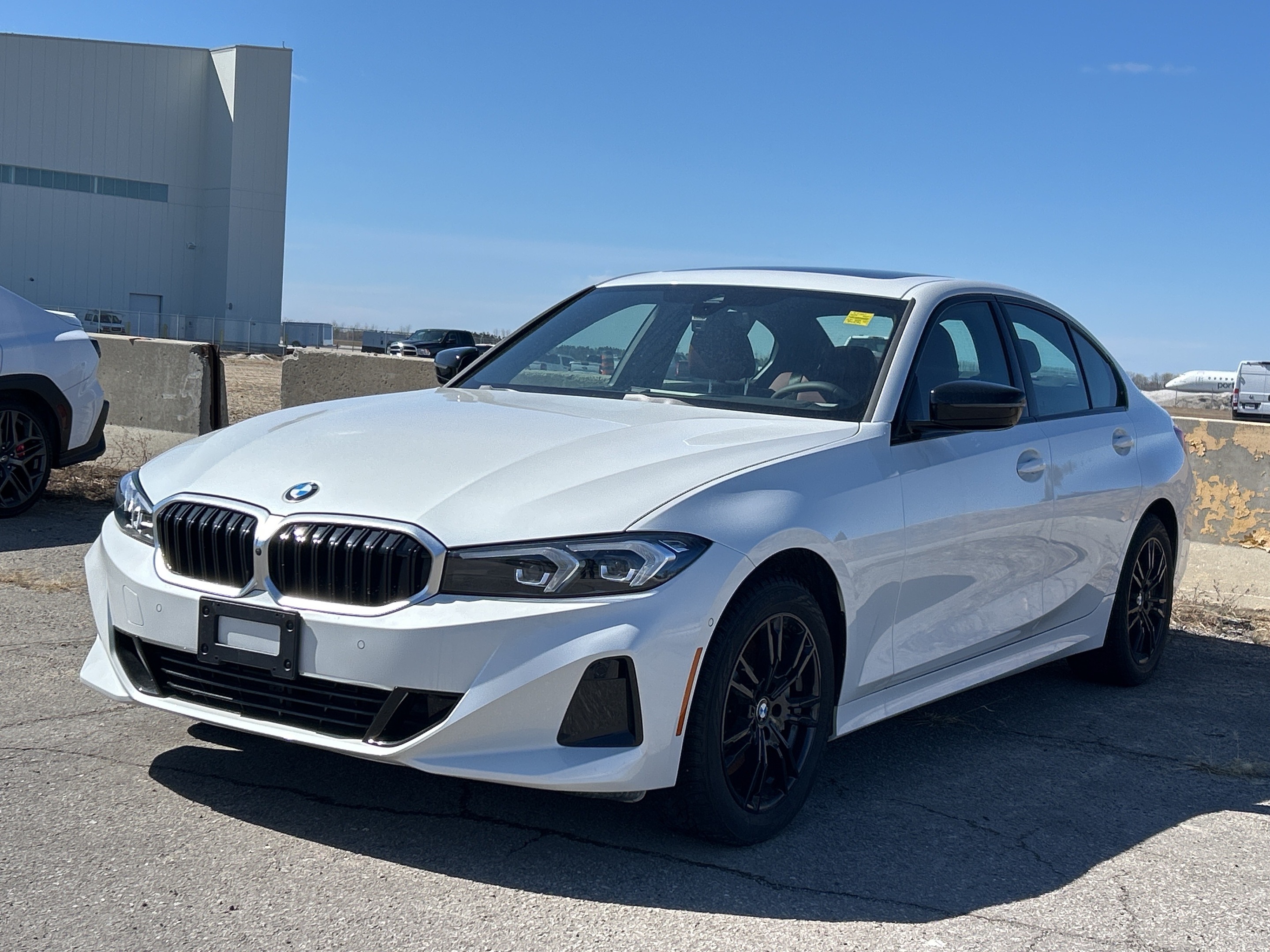 2025 BMW 330i xDrive 