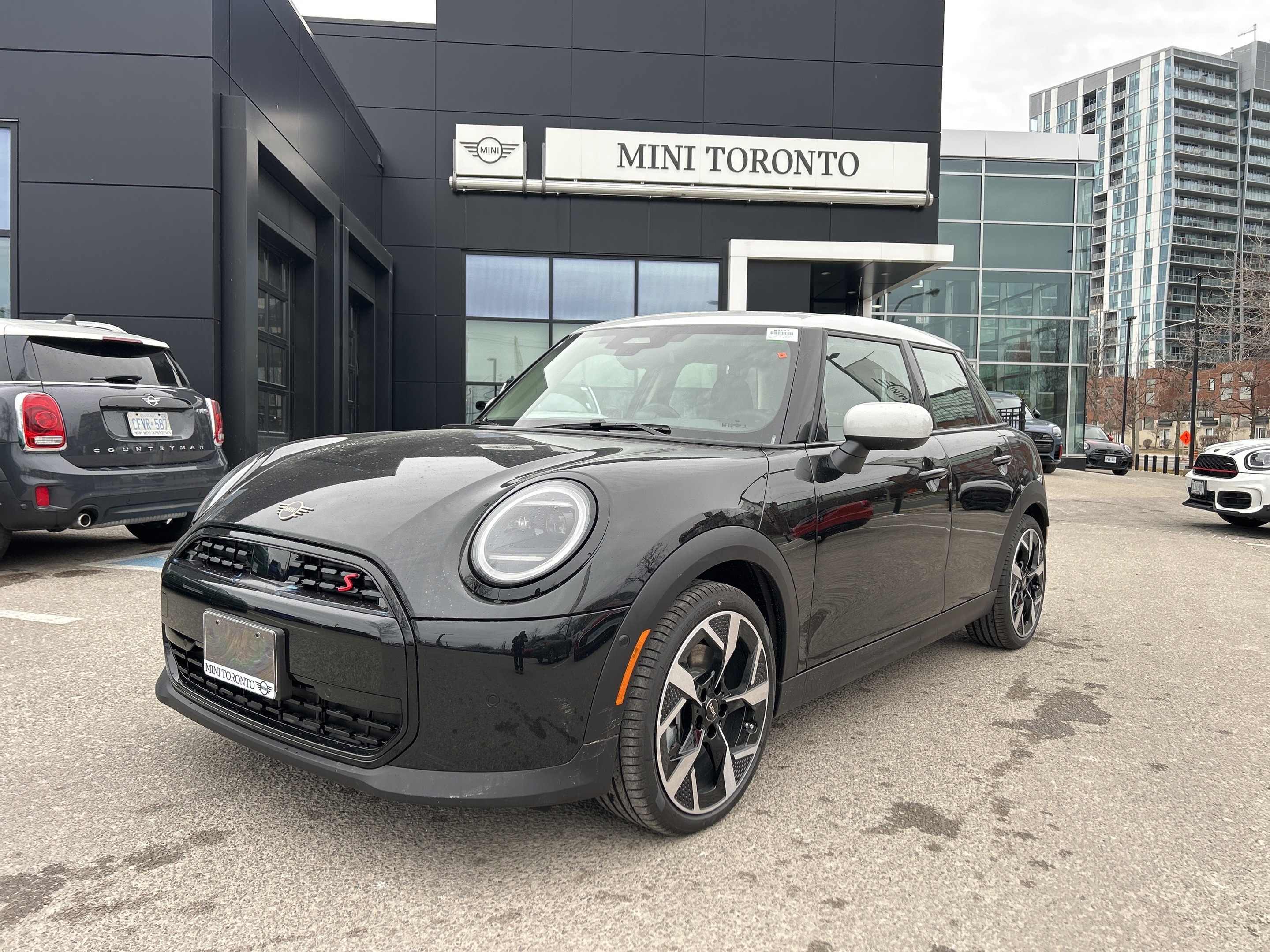 2025 MINI 5 Door Cooper S