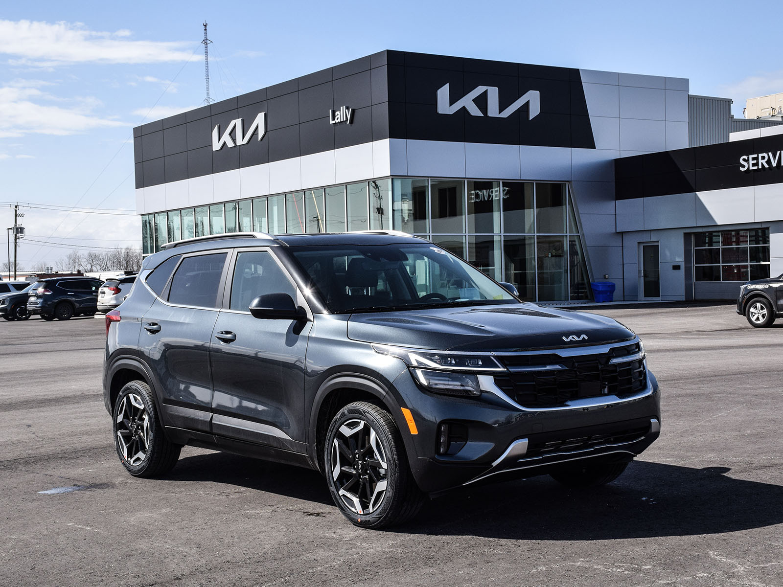 2025 Kia Seltos SX w/Black Interior