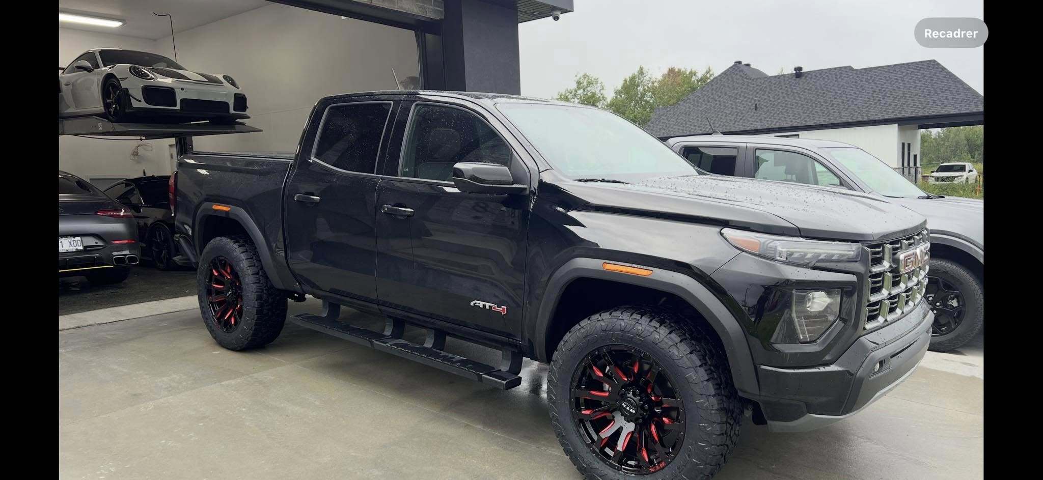 2024 GMC Canyon AT4