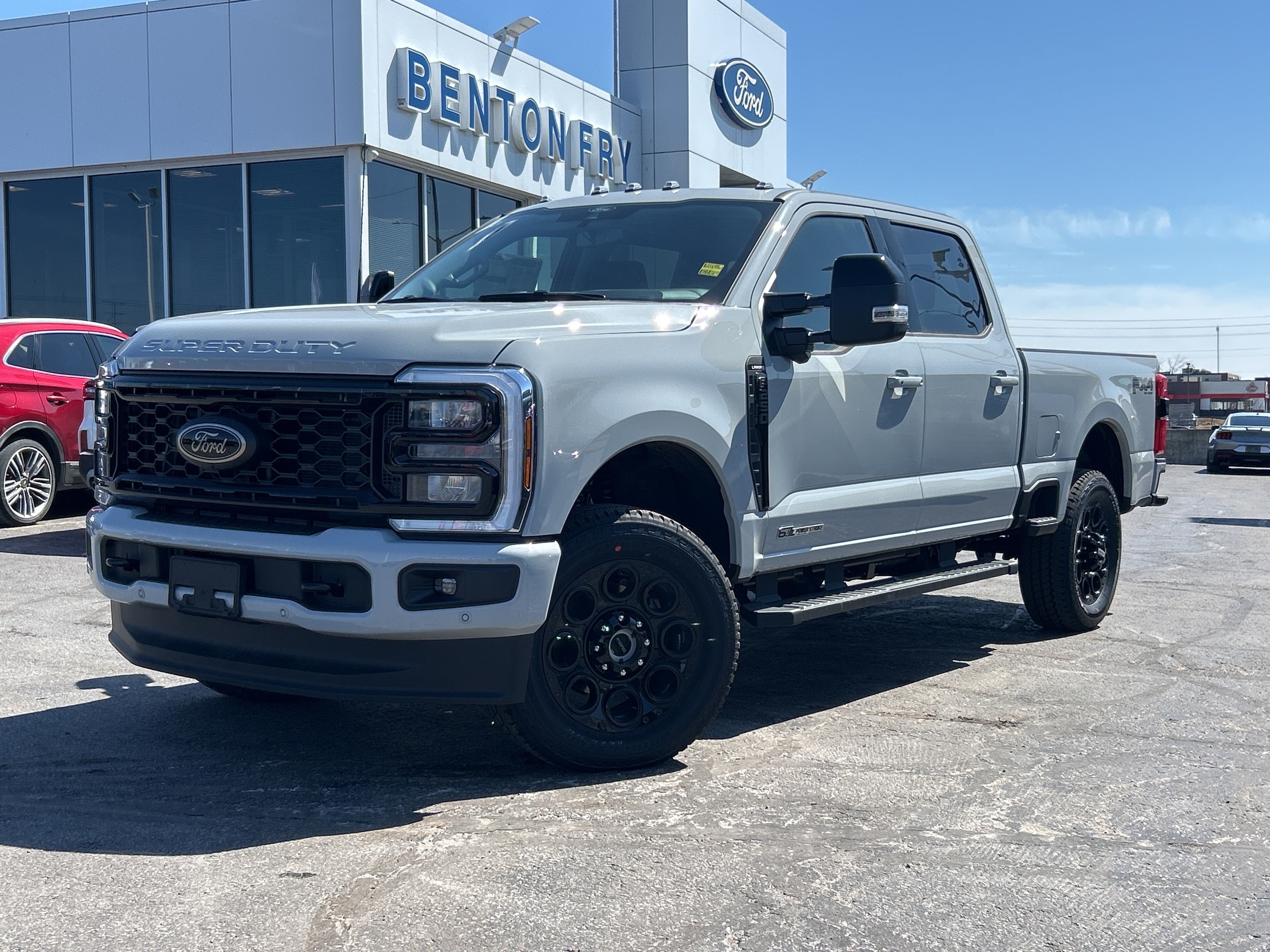 2025 Ford F-250 LARIAT - CREW 6.7L DIESEL ULTIMATE PKG BLACK PKG F