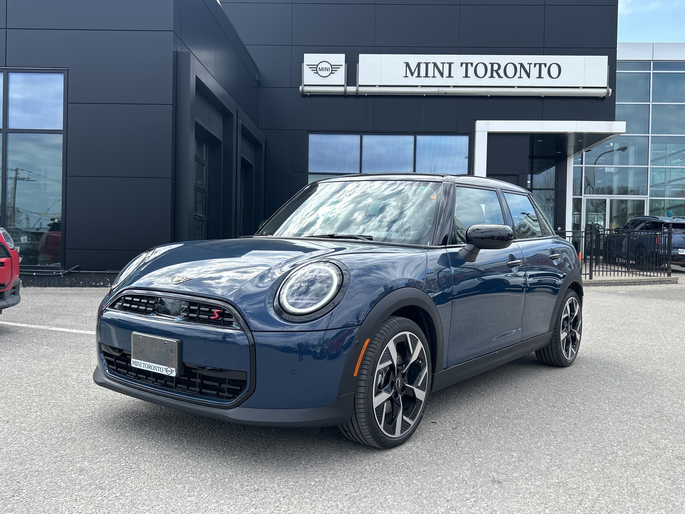 2025 MINI 5 Door Cooper S