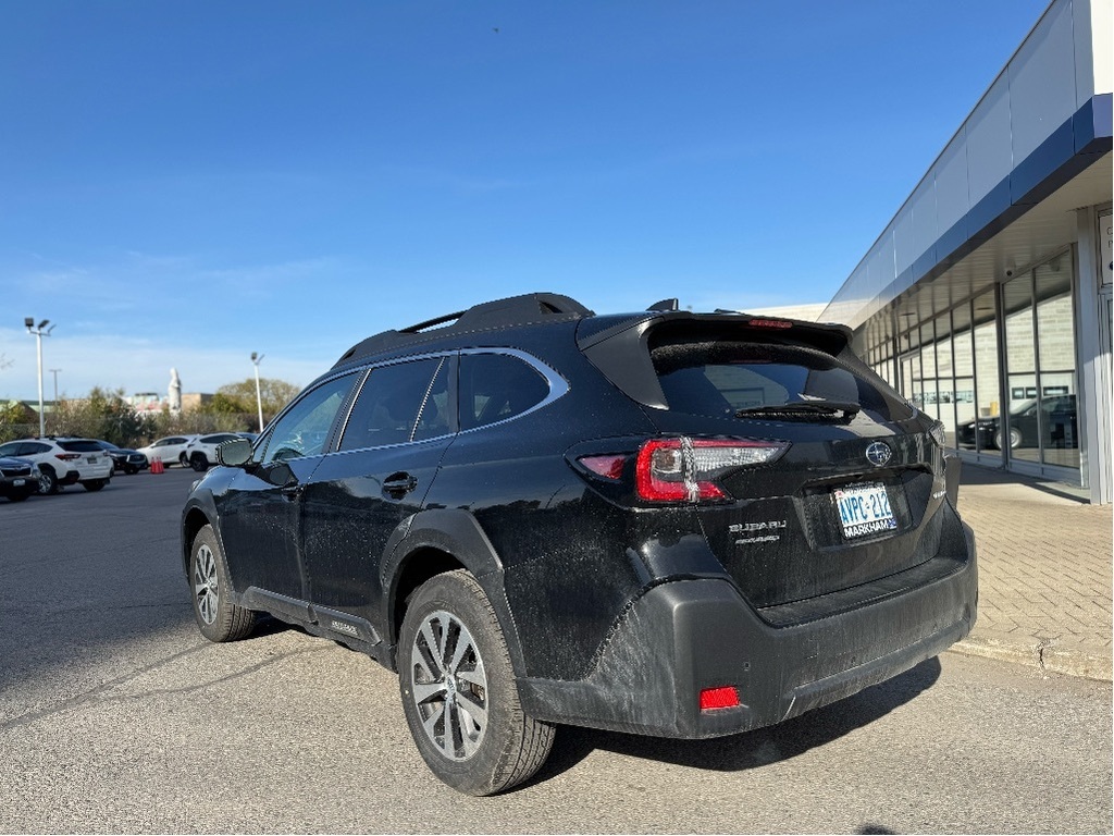 2025 Subaru Outback Touring, Toronto, Cash