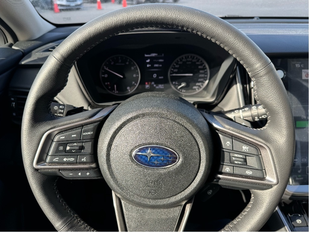 2025 Subaru Outback Touring, Toronto, Cash