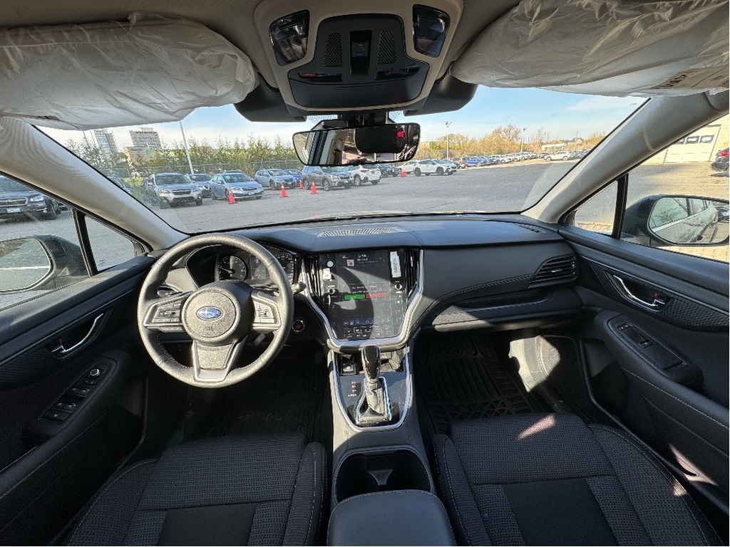 2025 Subaru Outback Touring, Toronto, Cash