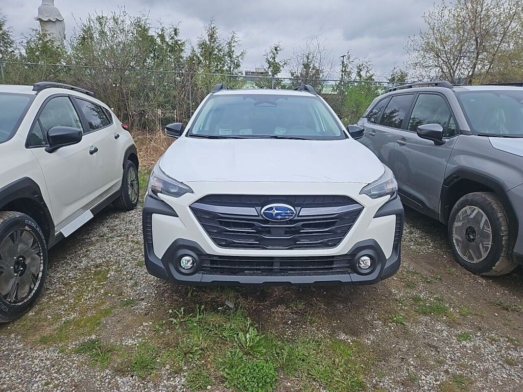 2025 Subaru Outback Touring, Toronto, Cash