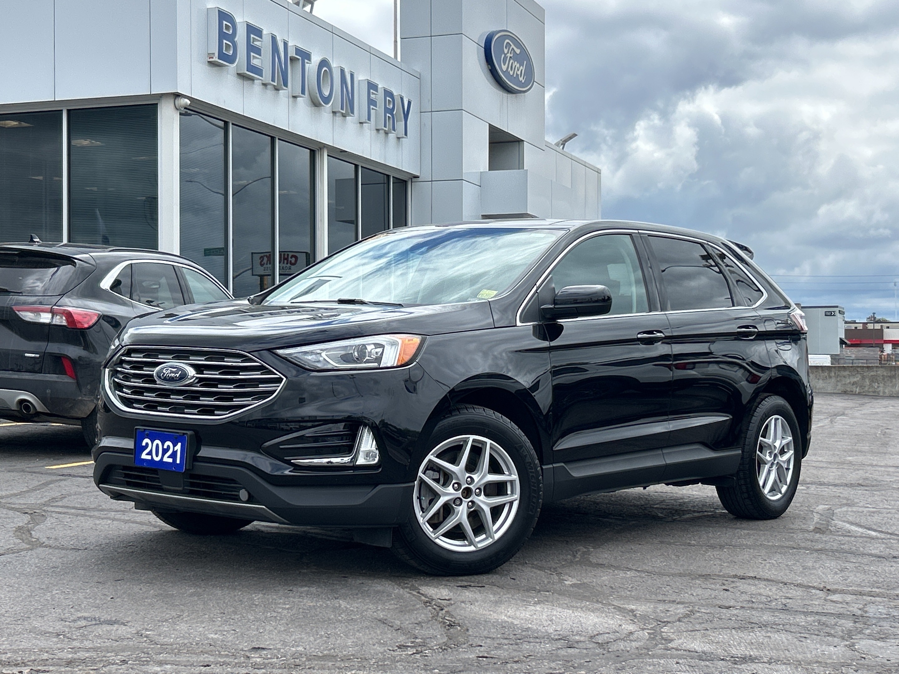 2021 Ford Edge SEL - 2.0L ACTIVEX SEATING PANO ROOF ADAPTIVE CRUI