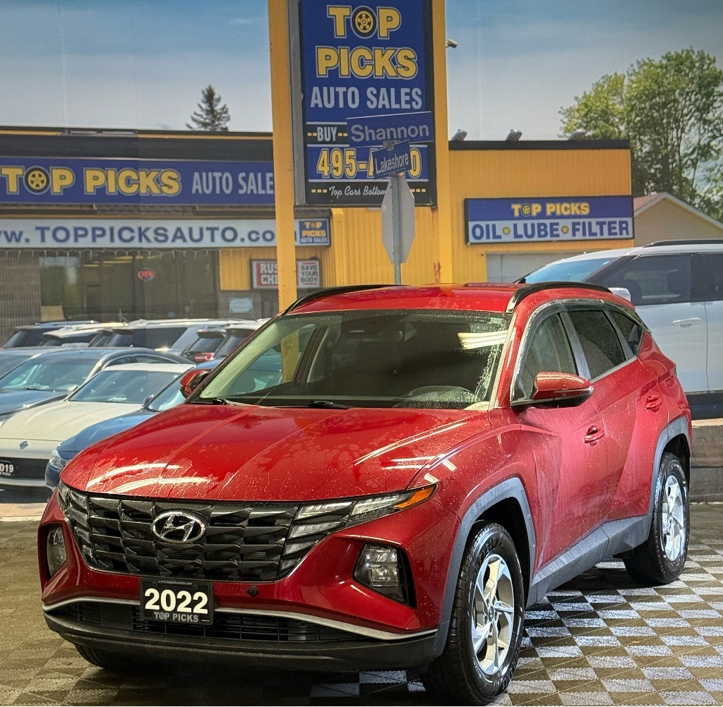2022 Hyundai Tucson AWD, Heated Seats, One Owner & Certified!