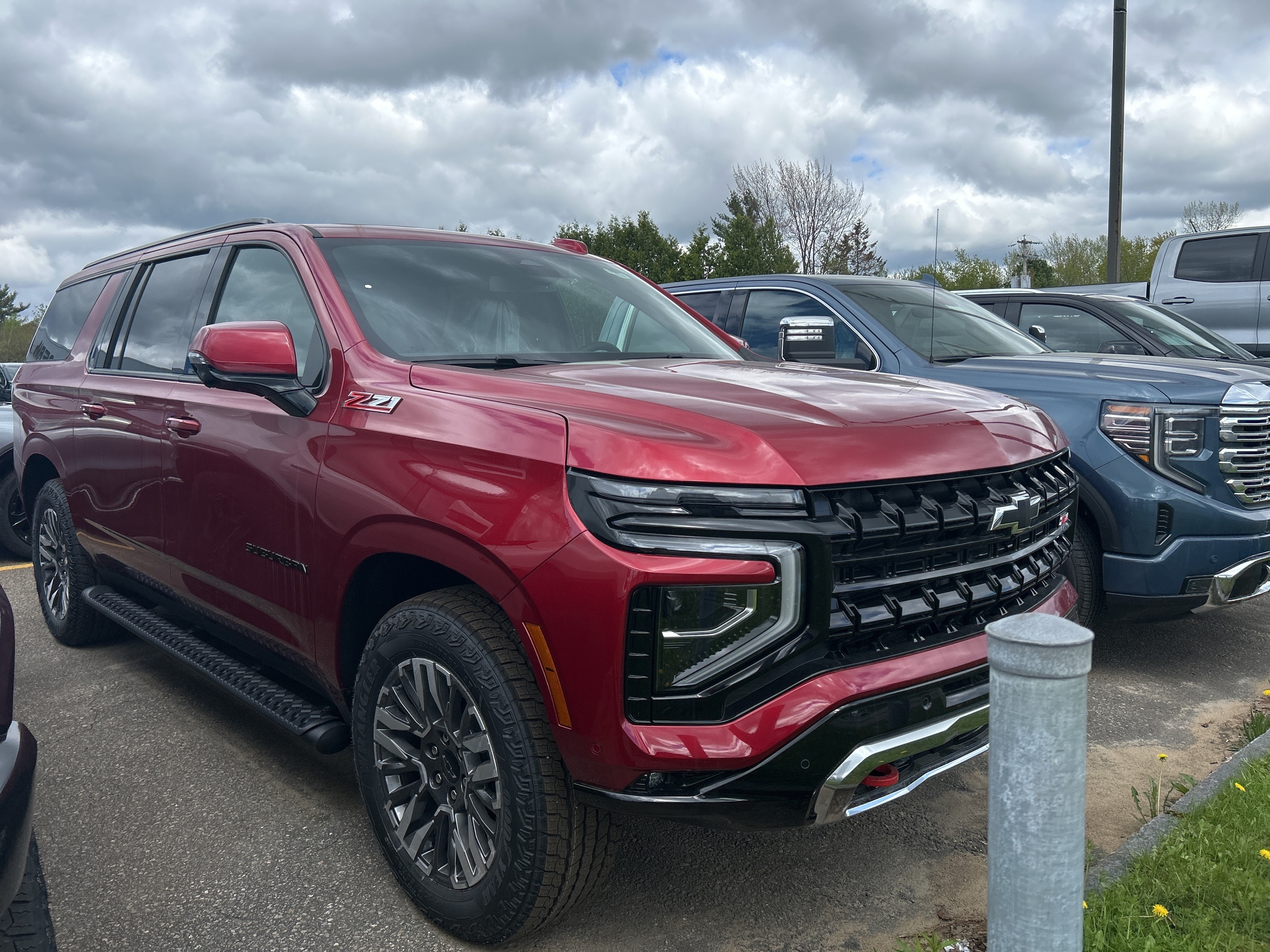 2025 Chevrolet Suburban Z71
