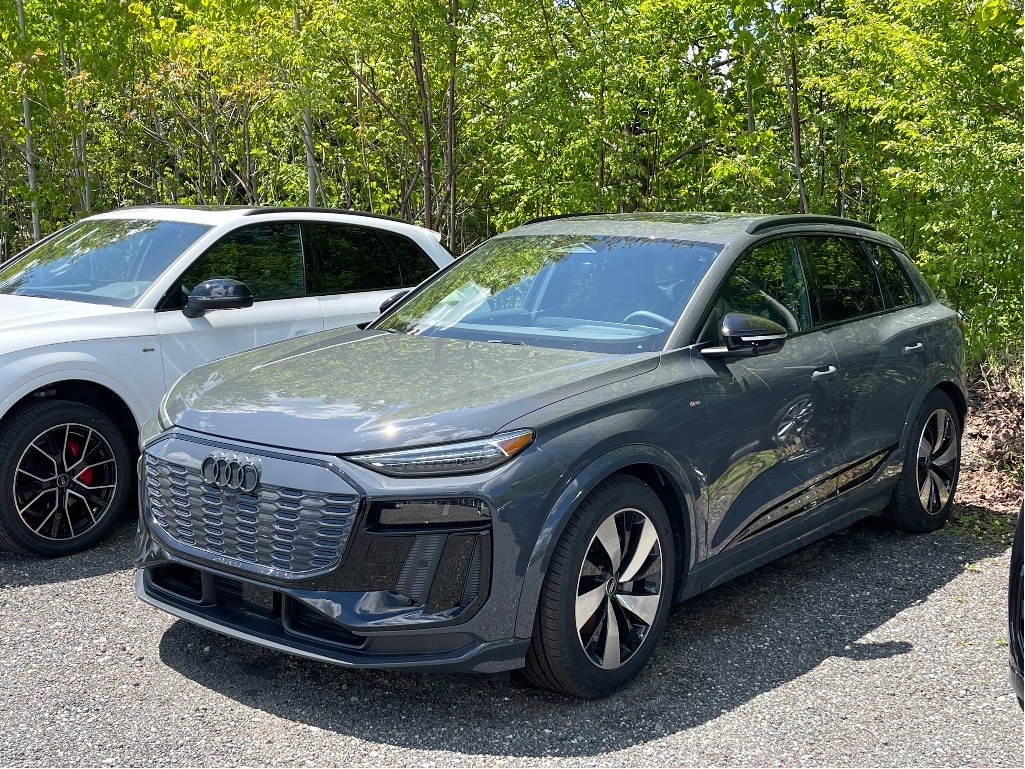 2025 Audi Q6 e-tron Q6 E-TRON