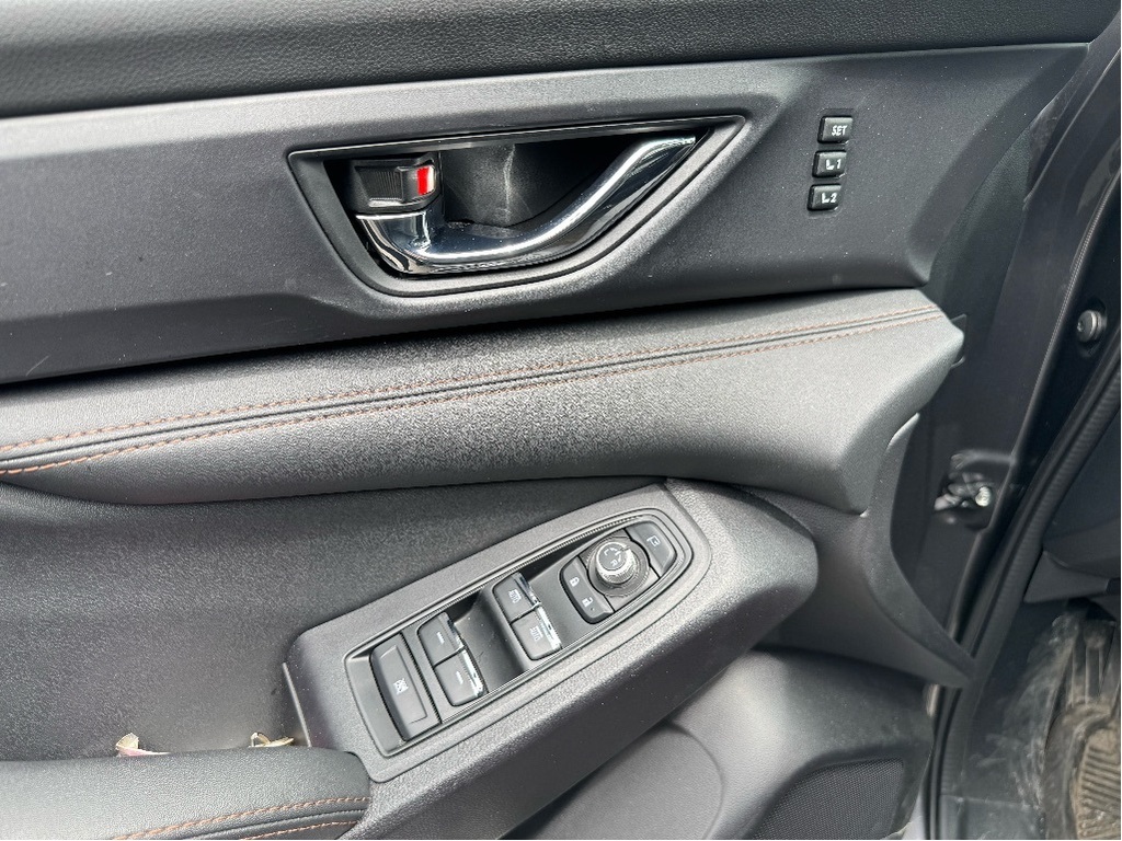 2025 Subaru Ascent Sport, Toronto, Cash
