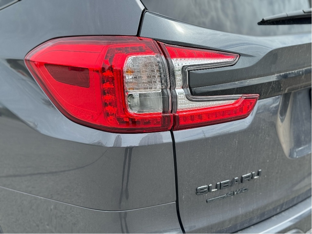 2025 Subaru Ascent Sport, Toronto, Cash