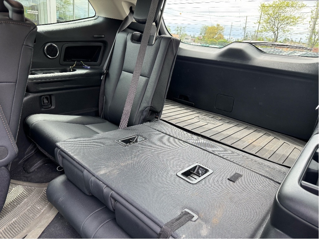 2025 Subaru Ascent Sport, Toronto, Cash