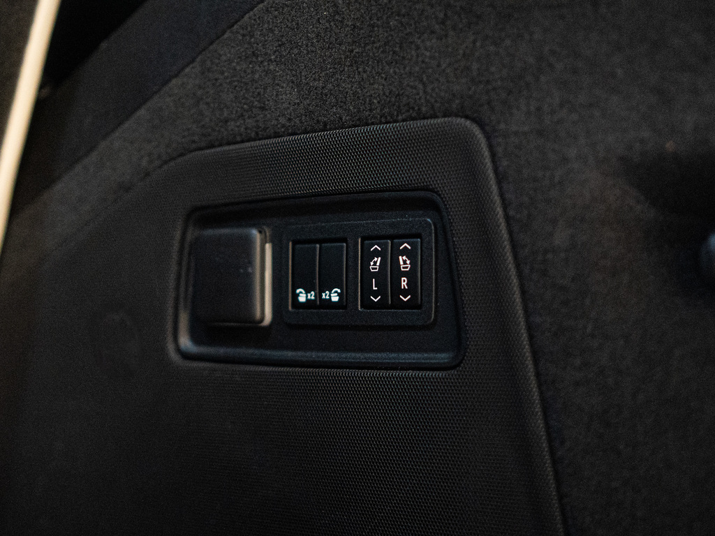 2022 Cadillac Escalade Sport, Toronto, Cash