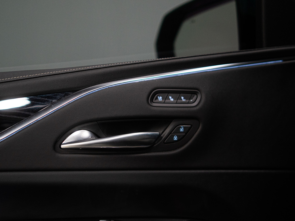 2022 Cadillac Escalade Sport, Toronto, Cash