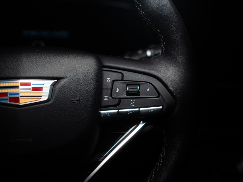 2022 Cadillac Escalade Sport, Toronto, Cash