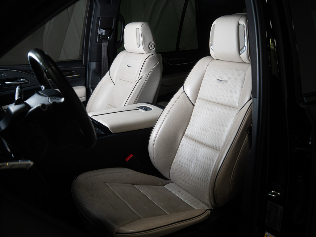 2022 Cadillac Escalade Sport, Toronto, Cash