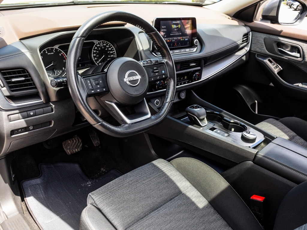 2023 Nissan Rogue SV Moonroof, Toronto, Cash
