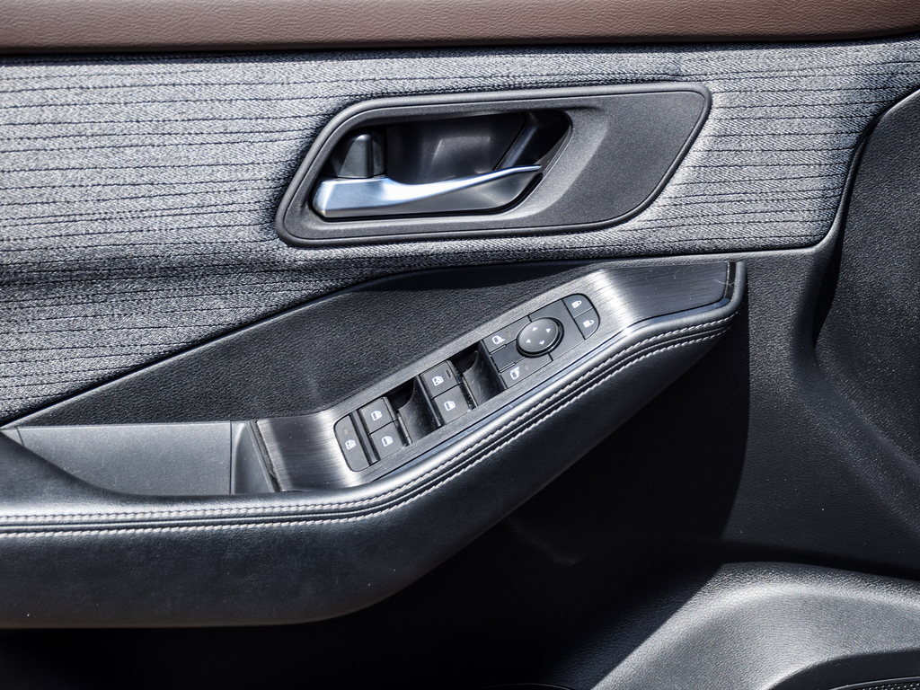 2023 Nissan Rogue SV Moonroof, Toronto, Cash