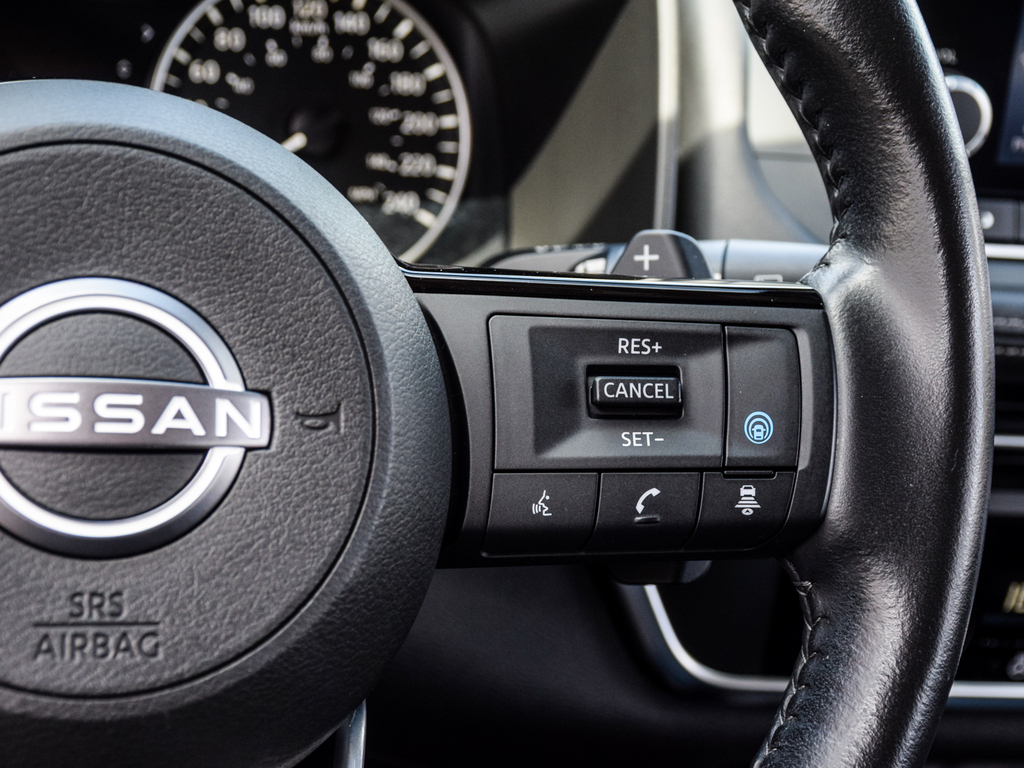 2023 Nissan Rogue SV Moonroof, Toronto, Cash