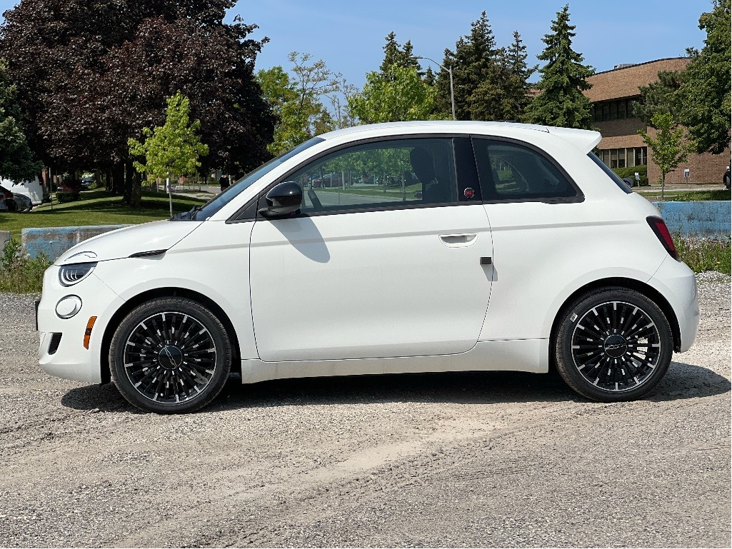 2025 FIAT 500e BEV