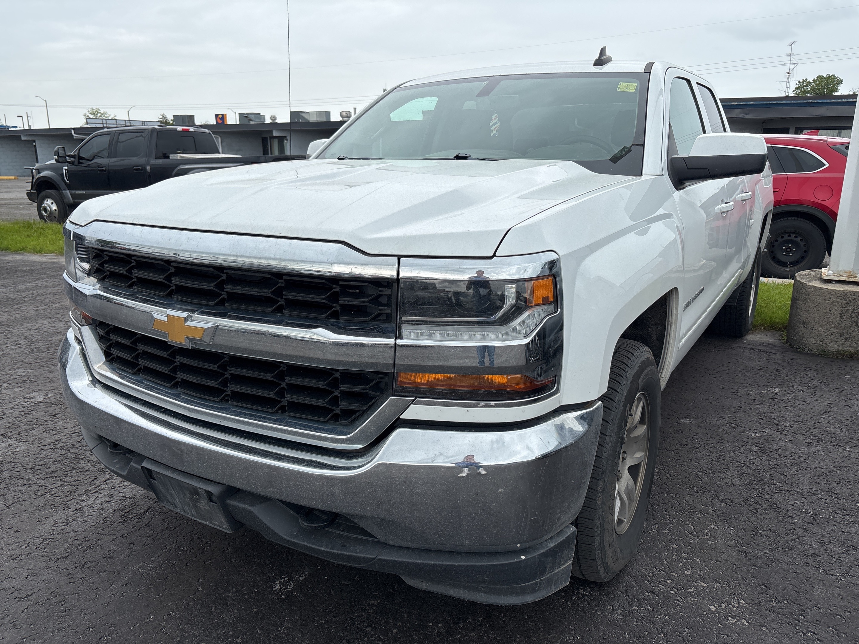 2019 Chevrolet Silverado 1500 LT - 5.3L V8 VINYL FLOOR 6.5 BOX