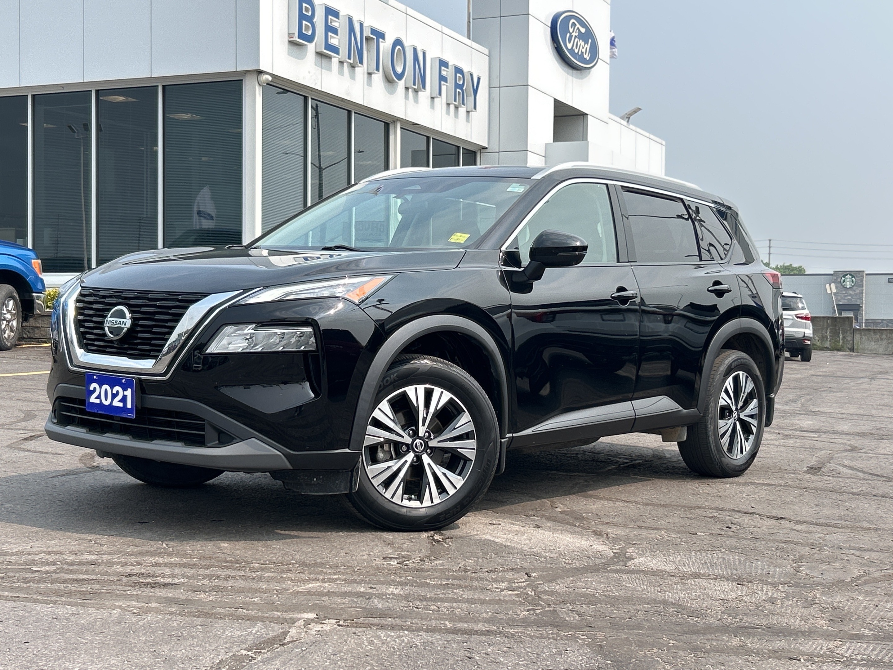2021 Nissan Rogue SV - AWD SV